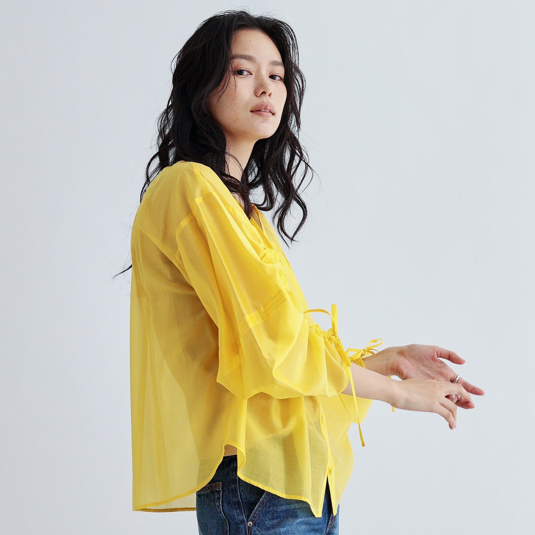 GALLEST「袖シャーリングシアーローンブラウス」|シャツ・ブラウス|