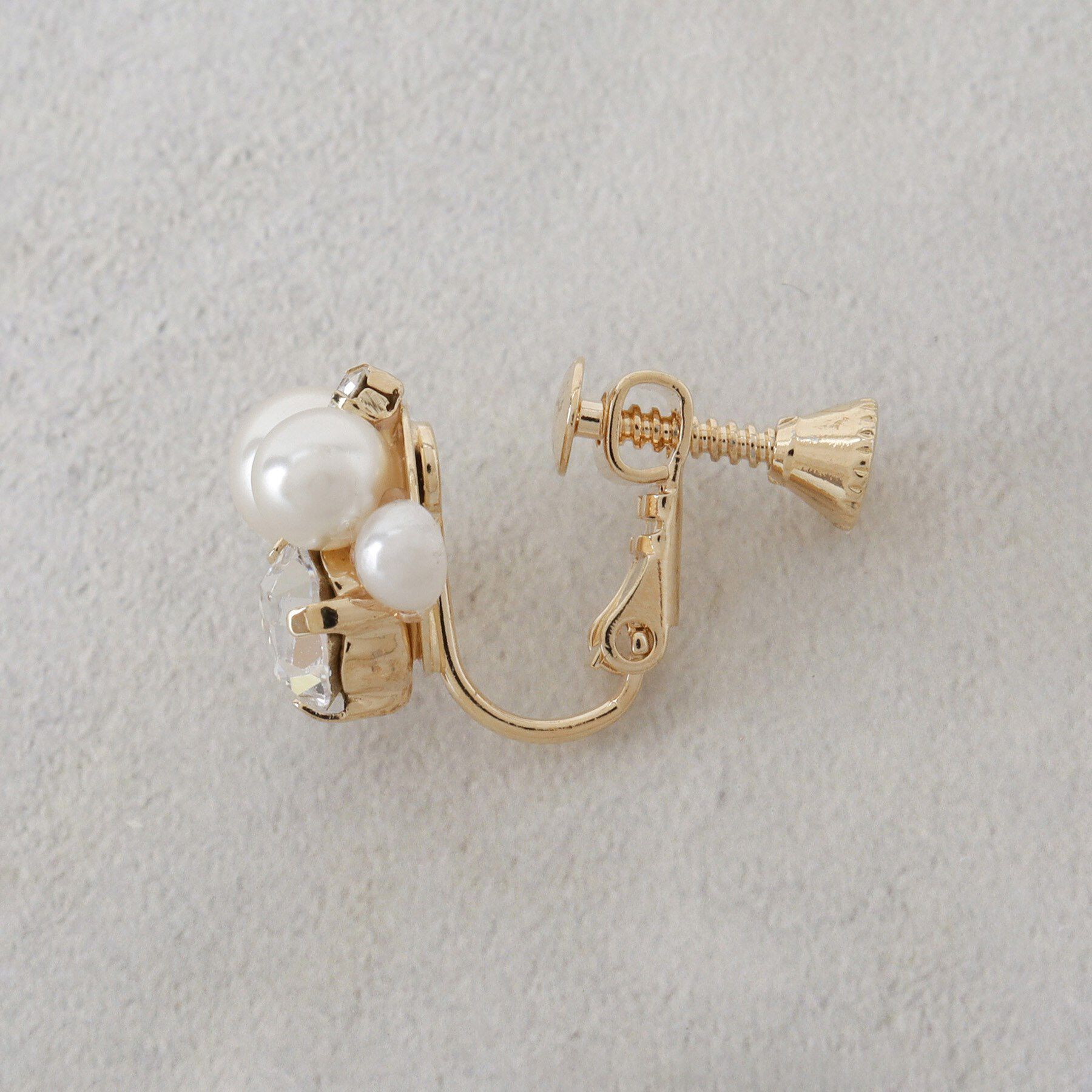 OPAQUE.CLIP「ビジューフェイクパール イヤリング」|イヤリング|