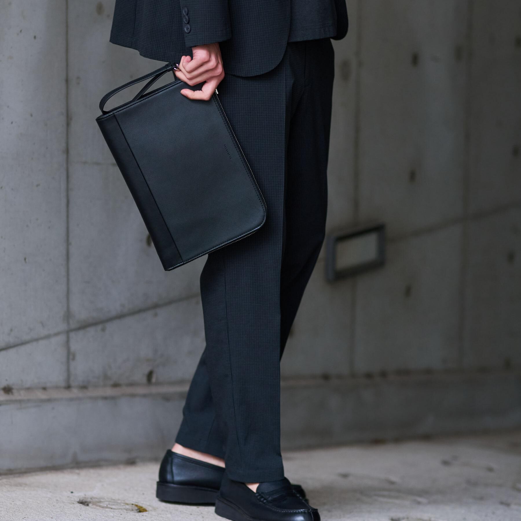 THE SHOP TK「L字クラッチバッグ【冠婚葬祭/ビジネス/セレモニー/パーティー】」|クラッチバッグ|ブラック(019)