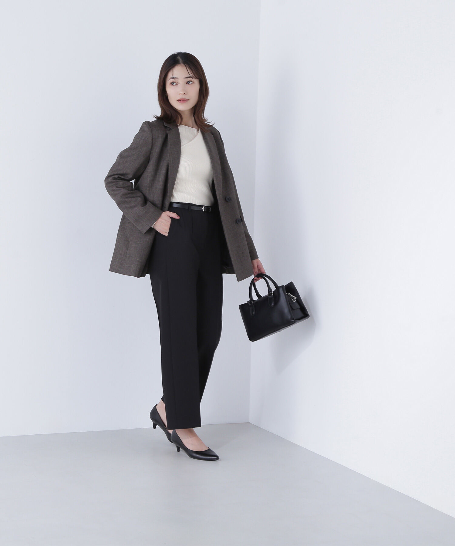  「＜骨格ストレート＞ベルト付スリムストレートパンツ」|その他|