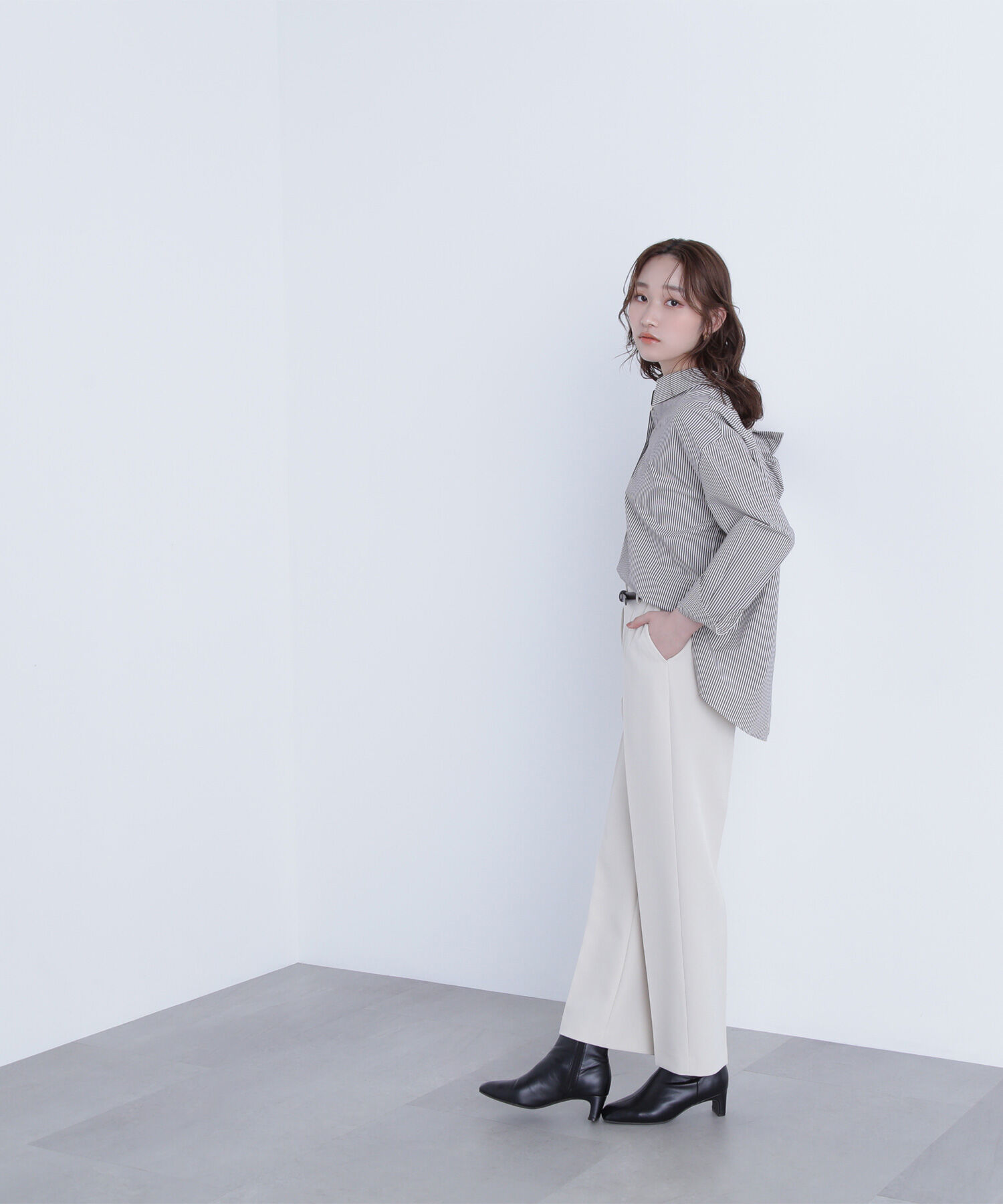  「＜骨格ストレート＞ベルト付スリムストレートパンツ」|その他|