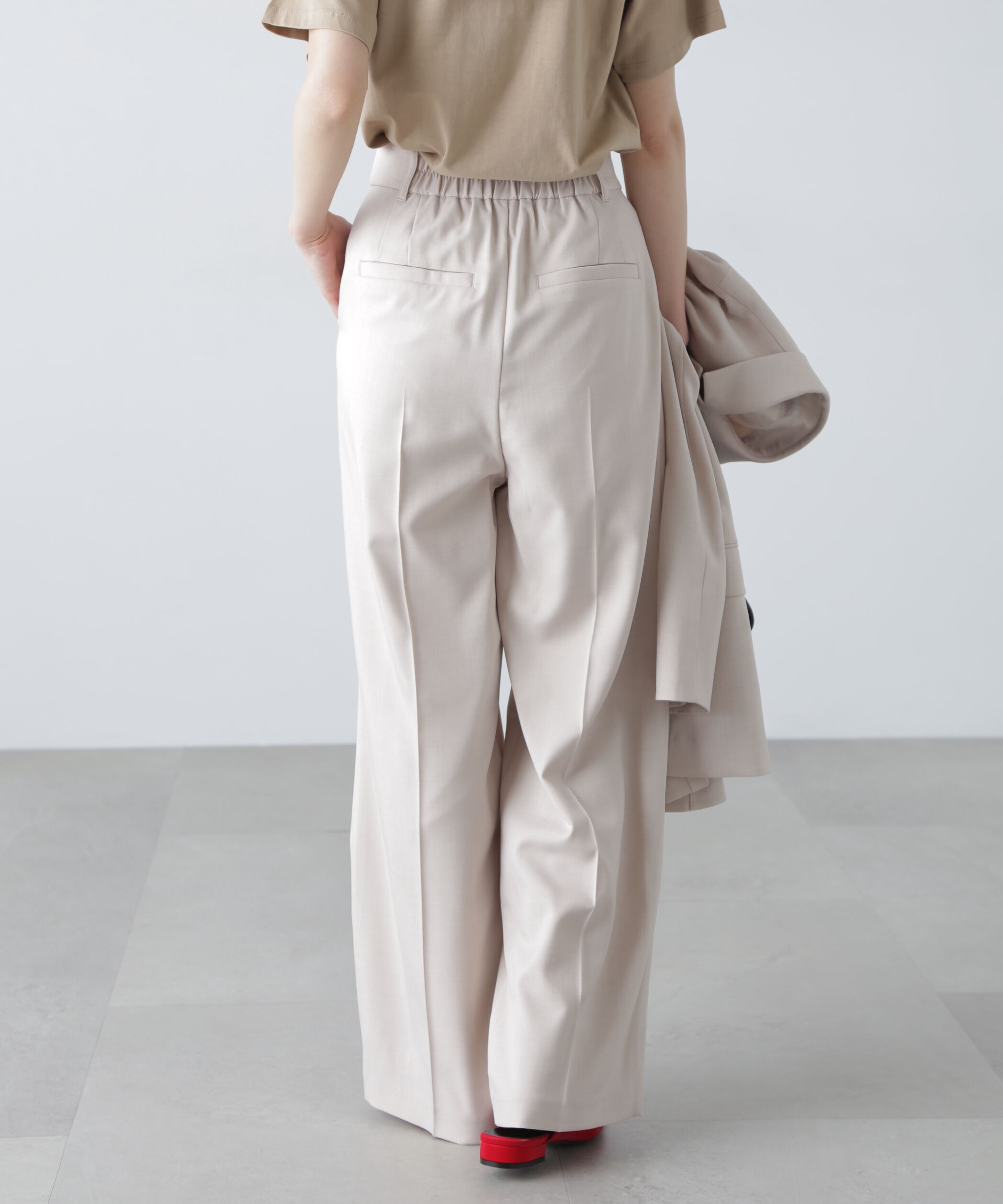  「梳毛調合繊タックワイドパンツ」|その他|