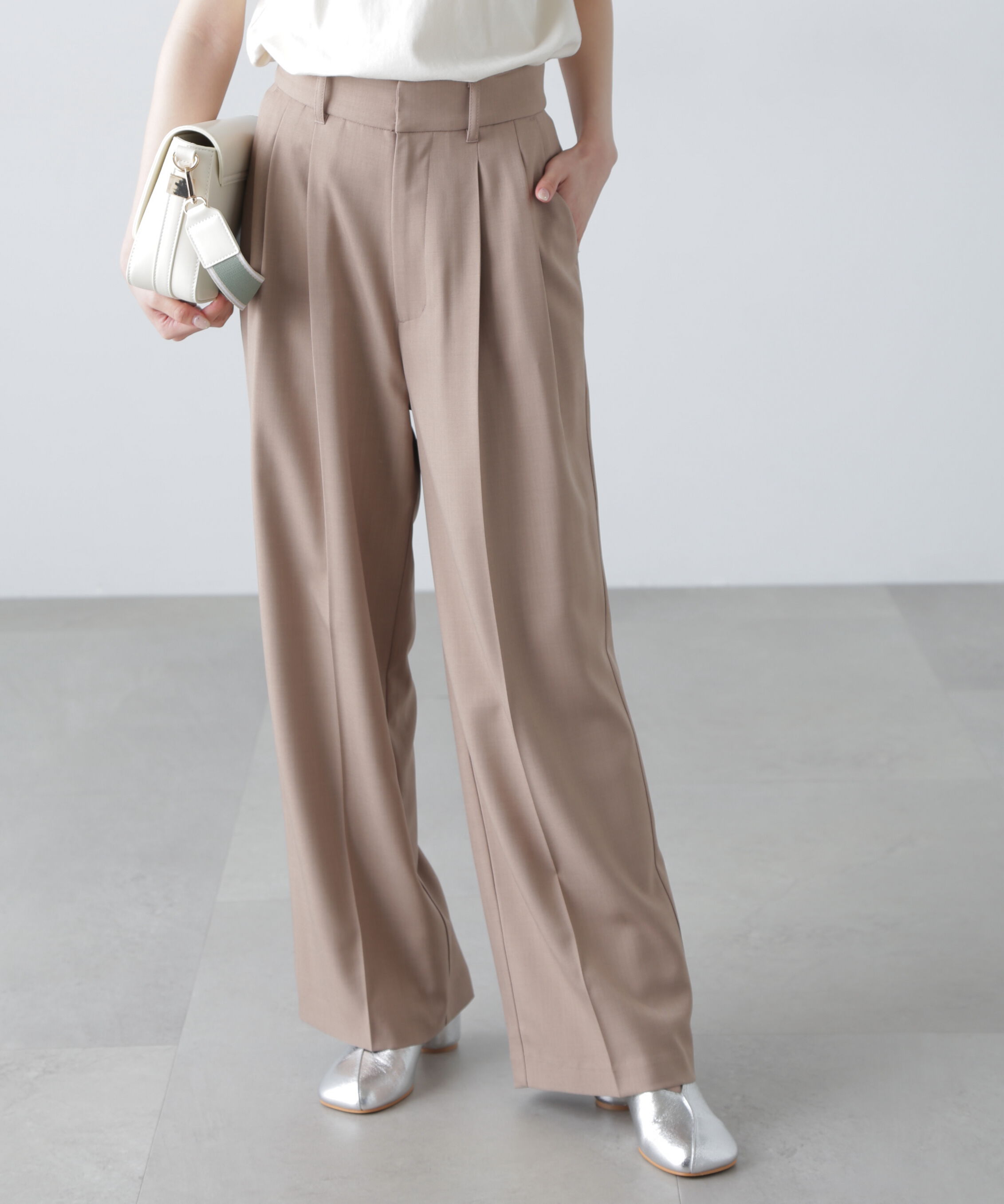  「梳毛調合繊タックワイドパンツ」|その他|