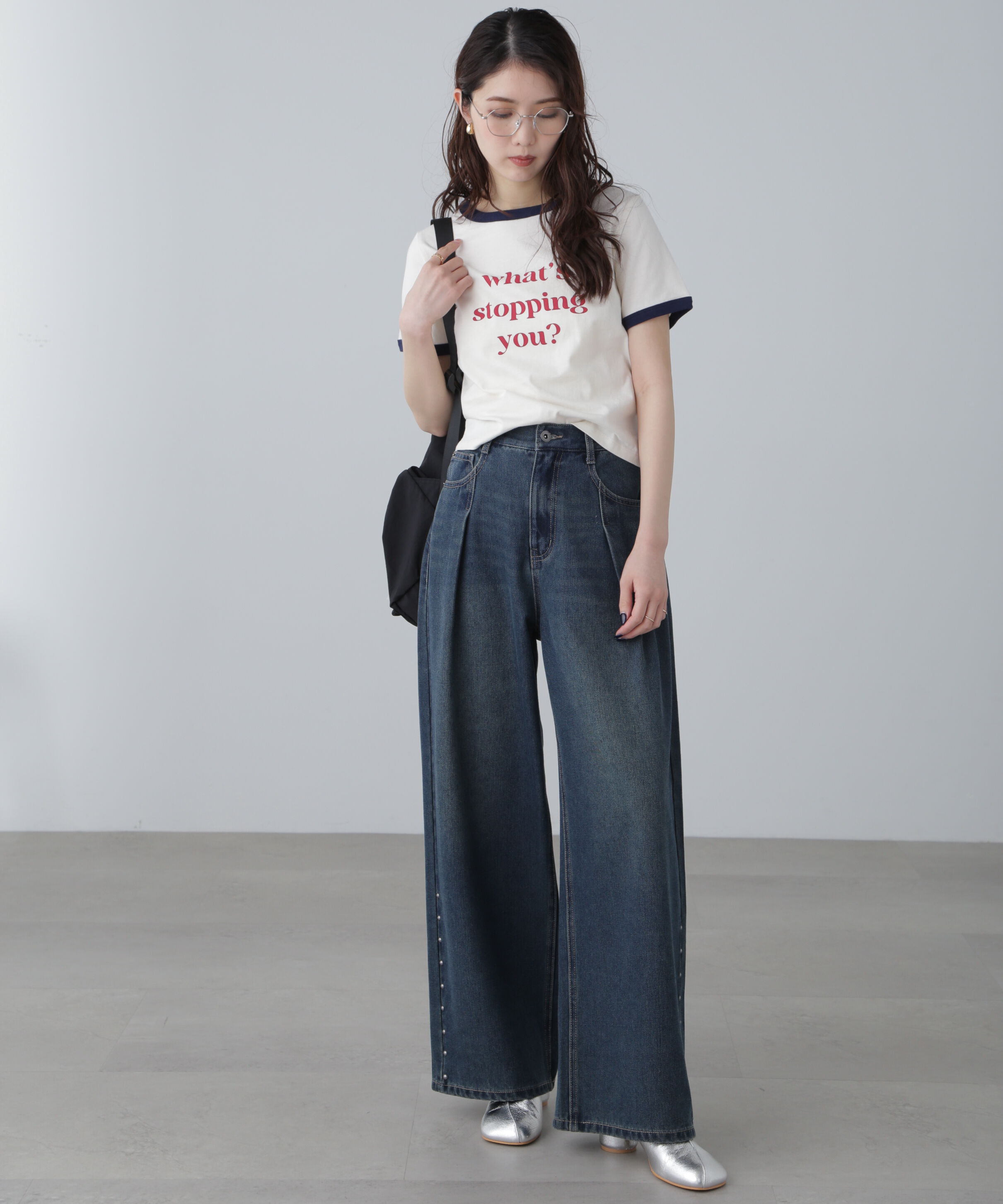  「スタッズ付きタックワイドデニムパンツ」|その他|