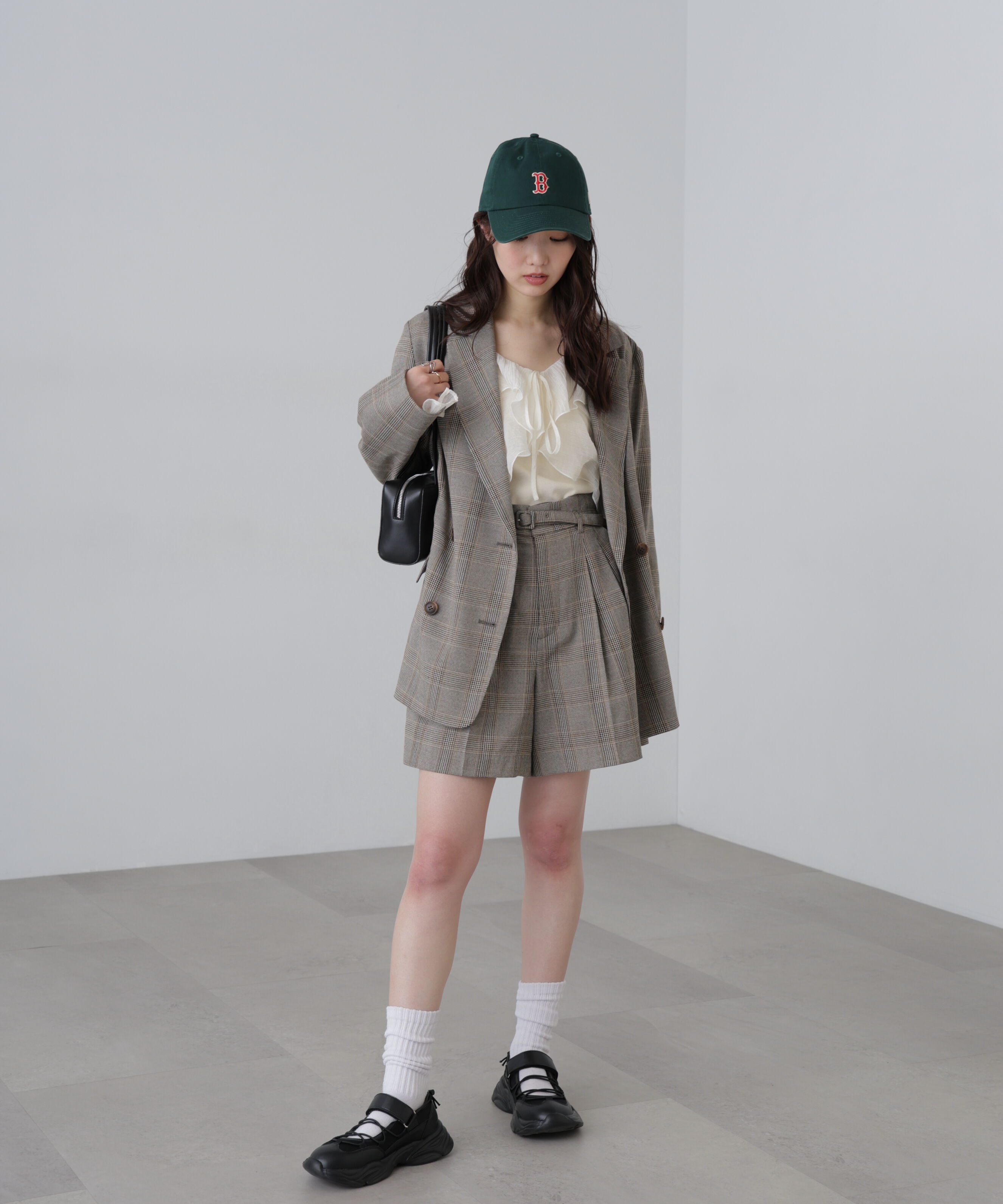  「麻調合繊タックベルト付きショートパンツ」|その他|