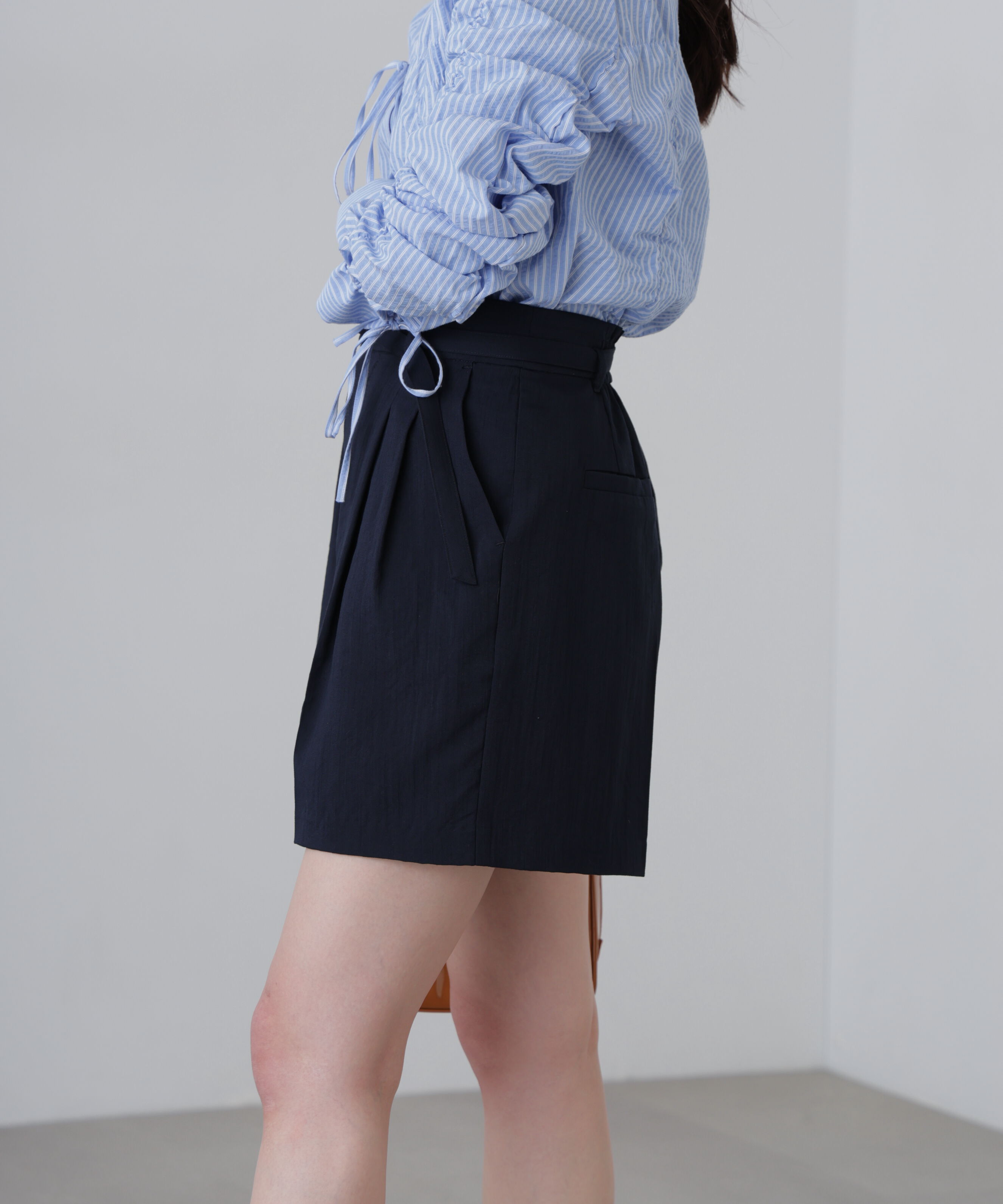  「麻調合繊タックベルト付きショートパンツ」|その他|