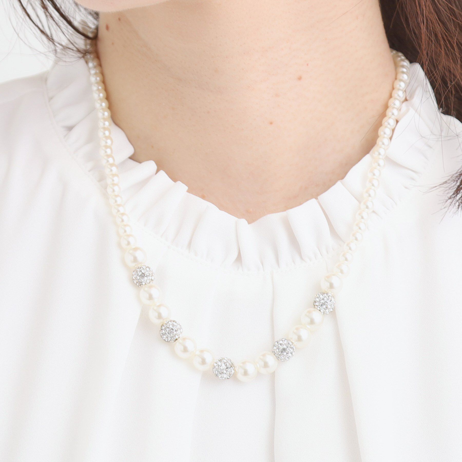 SHOO･LA･RUE「【セレモニー】パヴェ＆パール調ショートネックレス」|ネックレス|