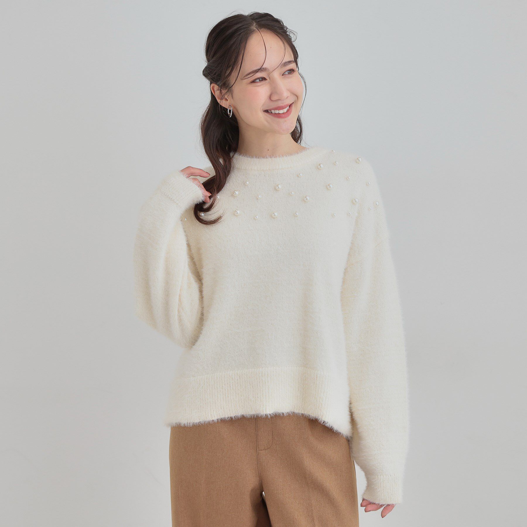 SHOO･LA･RUE「大人きらめく ふわふわパール調ニット」|ニット・セーター|