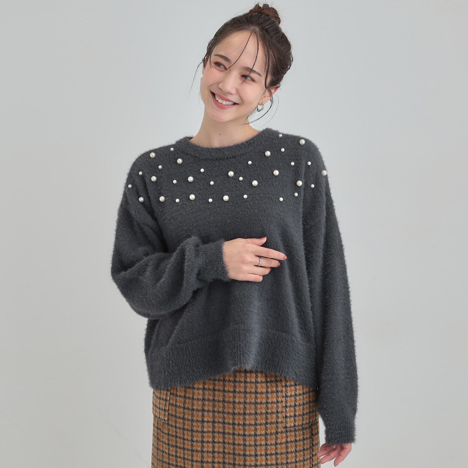 SHOO･LA･RUE「大人きらめく ふわふわパール調ニット」|ニット・セーター|