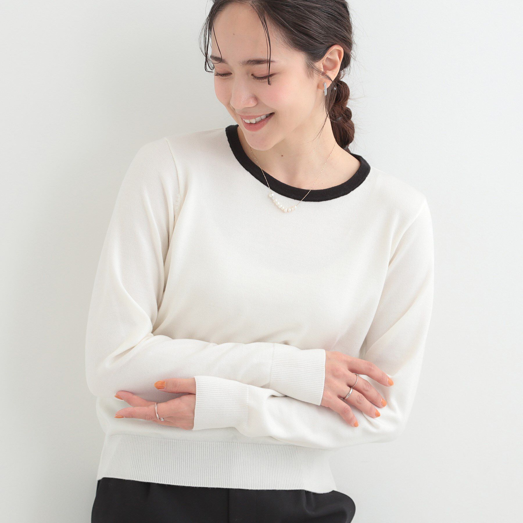 SHOO･LA･RUE「【洗濯機可/S-LL/セットアップ可】シンプルきれい見え クルーネックニット」|ニット・セーター|ホワイト(301)