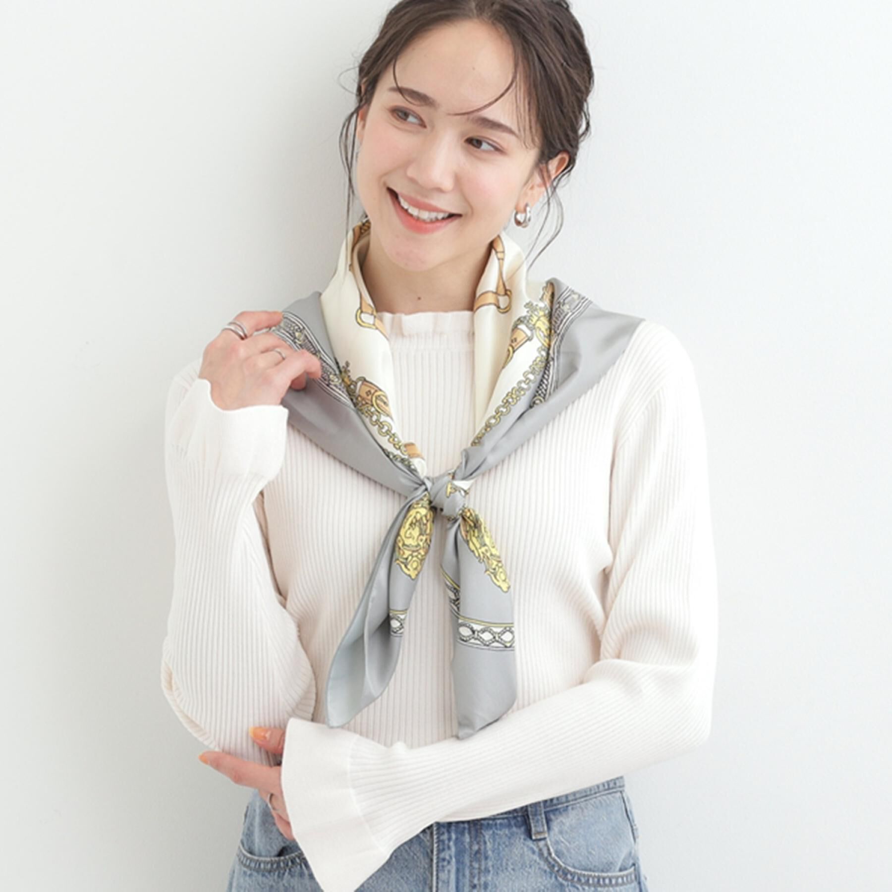 SHOO･LA･RUE「大判プリントスカーフ（88&times;88cm）」|バンダナ・スカーフ|