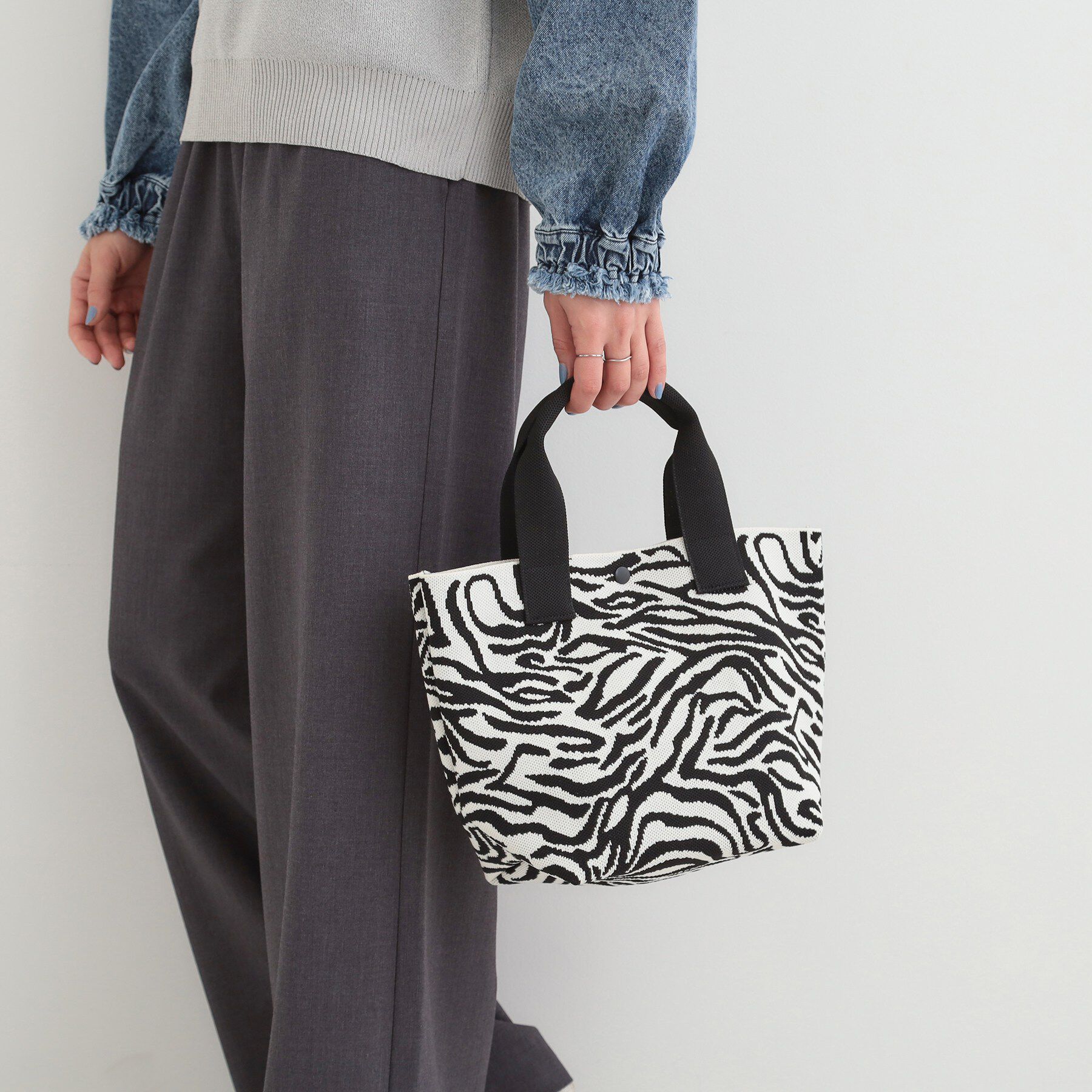 SHOO･LA･RUE「ニットランチトートバッグ」|トートバッグ|ブラック(619)