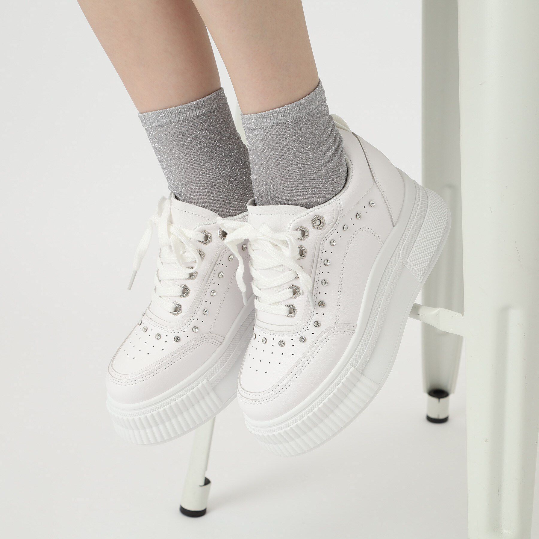 csT&P「軽量厚底インヒールラインストーン付スニーカー」|スニーカー|