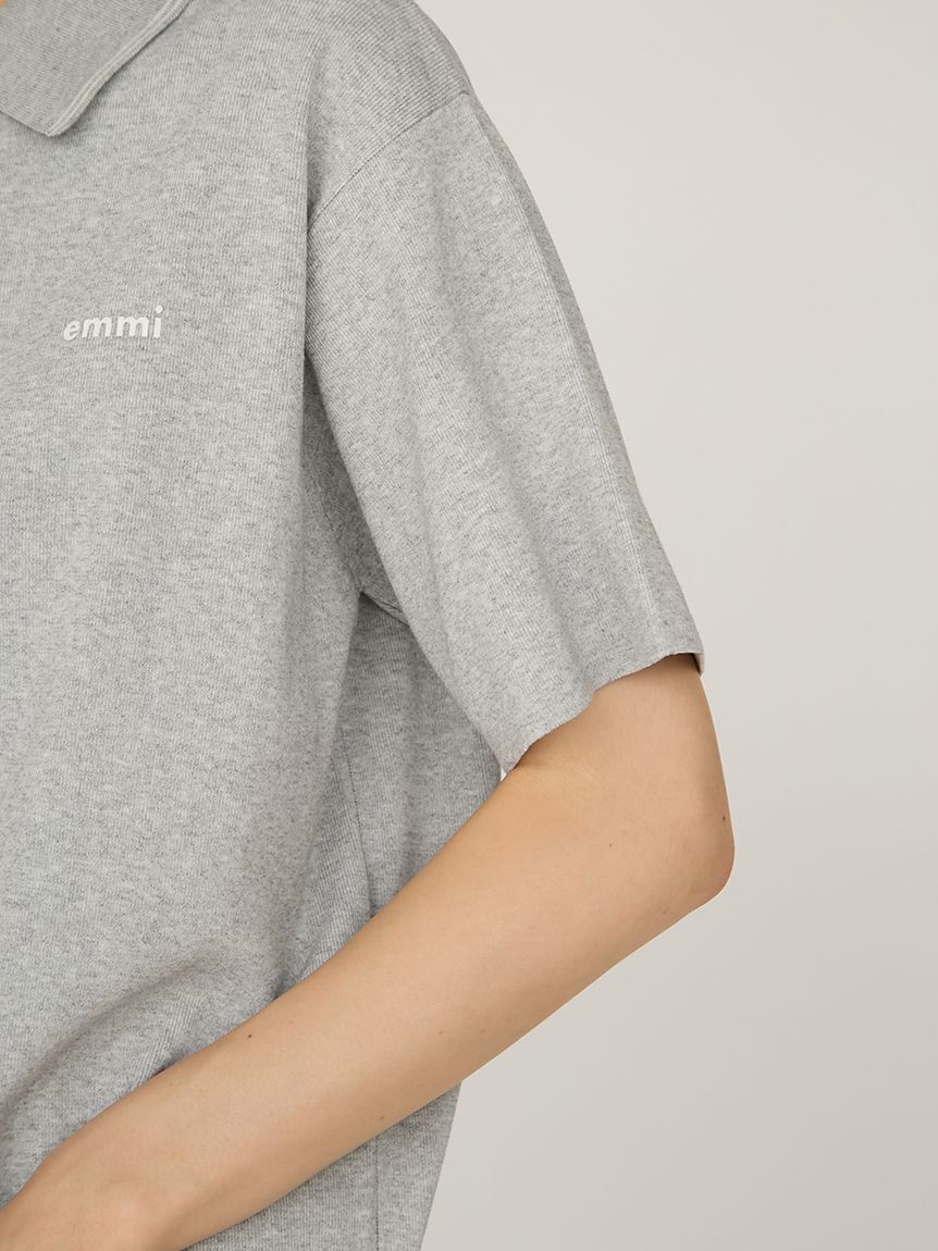 emmi atelier「emmiロゴニットポロトップス」|ニット・セーター|