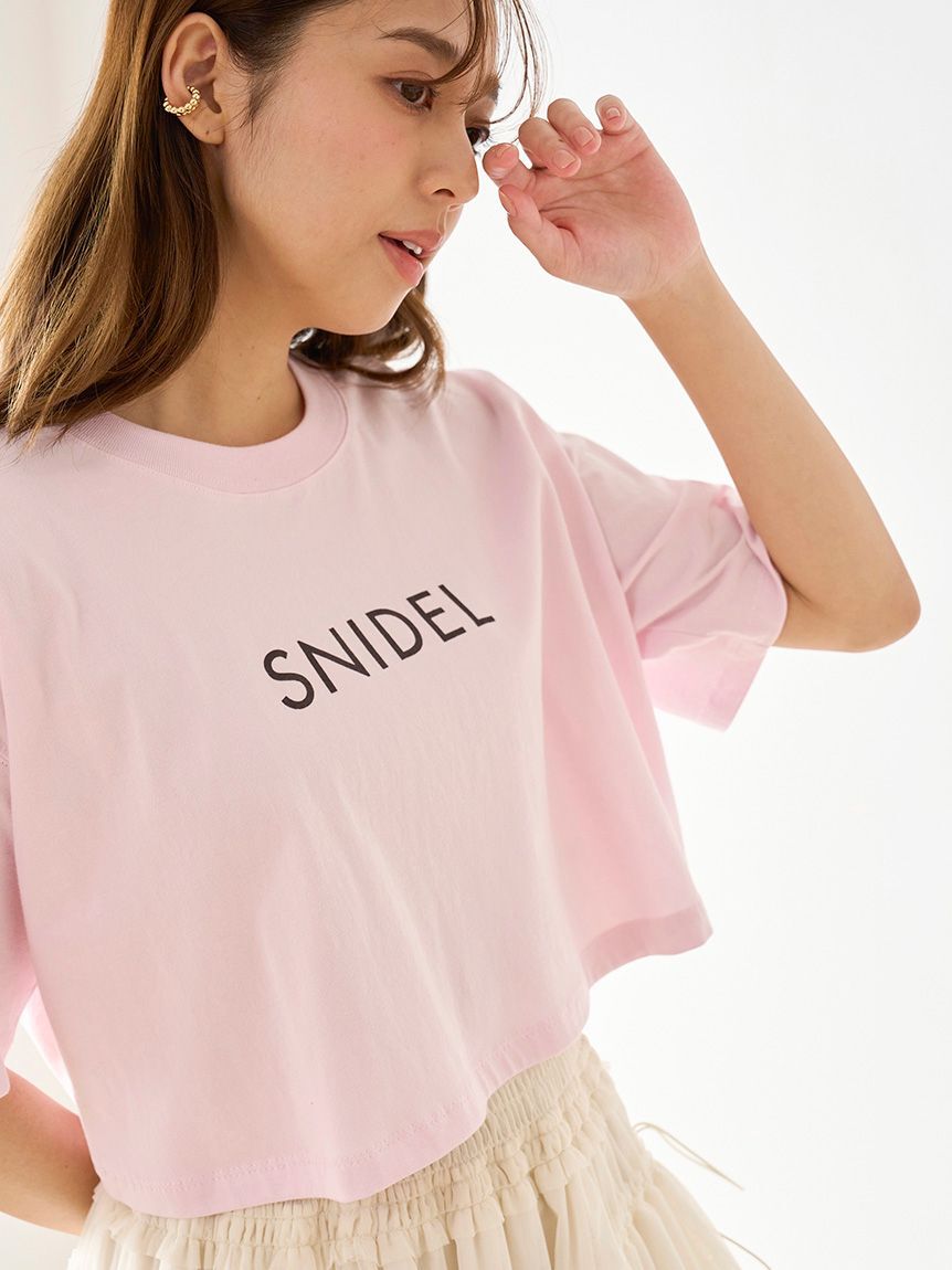SNIDEL「SNIDELロゴTシャツ」|Tシャツ・カットソー|