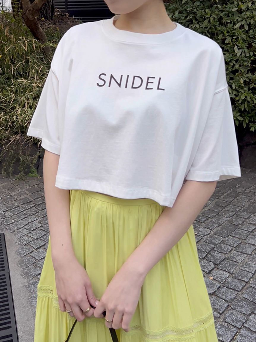 SNIDEL「SNIDELロゴTシャツ」|Tシャツ・カットソー|
