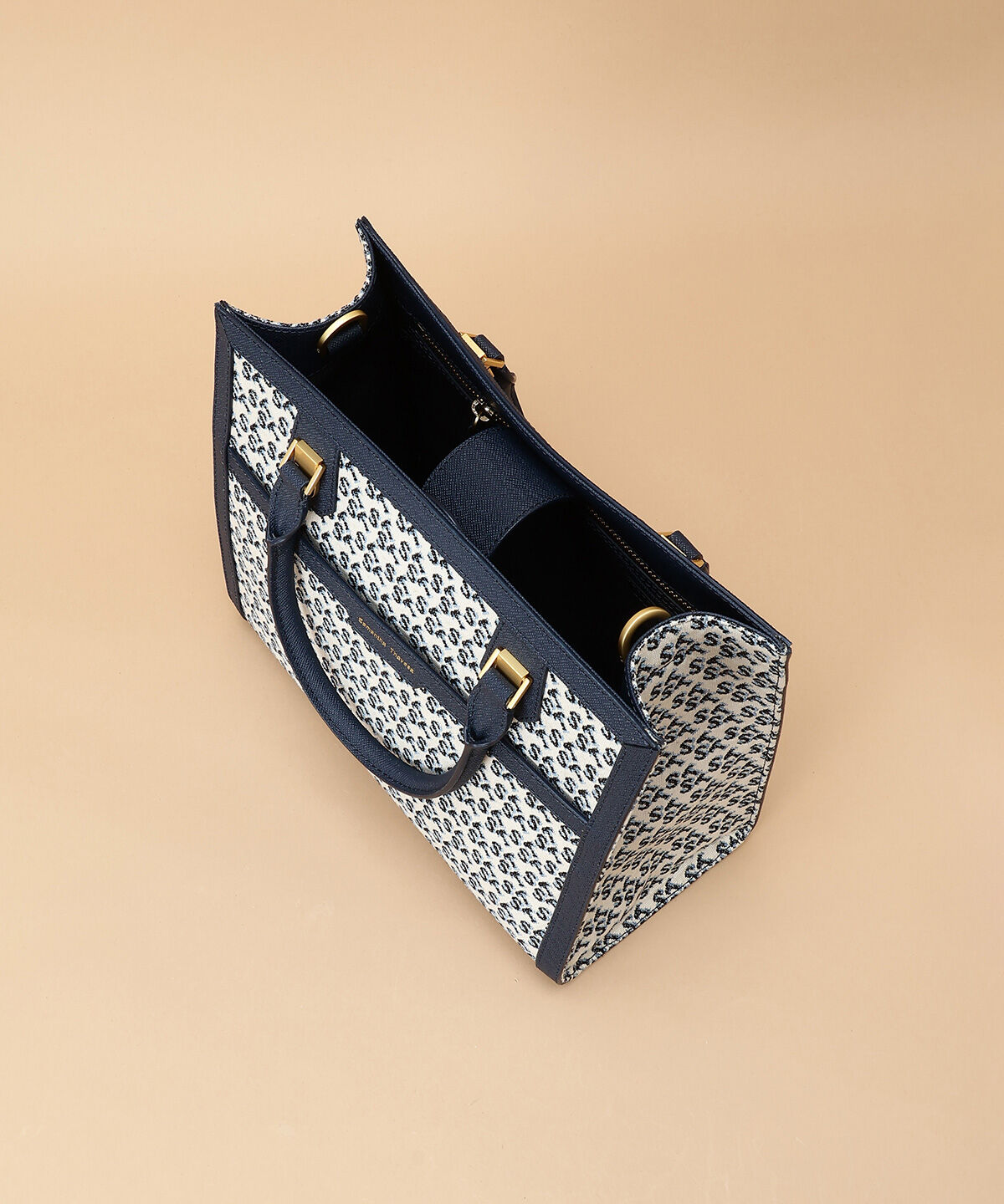 Samantha Thavasa「ST Jacquard シルエット スクエアトートバッグ」|トートバッグ|