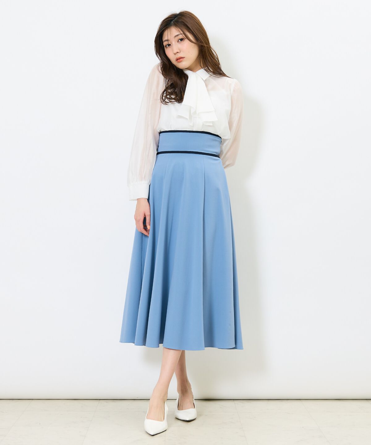 アンドクチュール「リボンタイ付きオーガンジーシャツ」|シャツ・ブラウス|