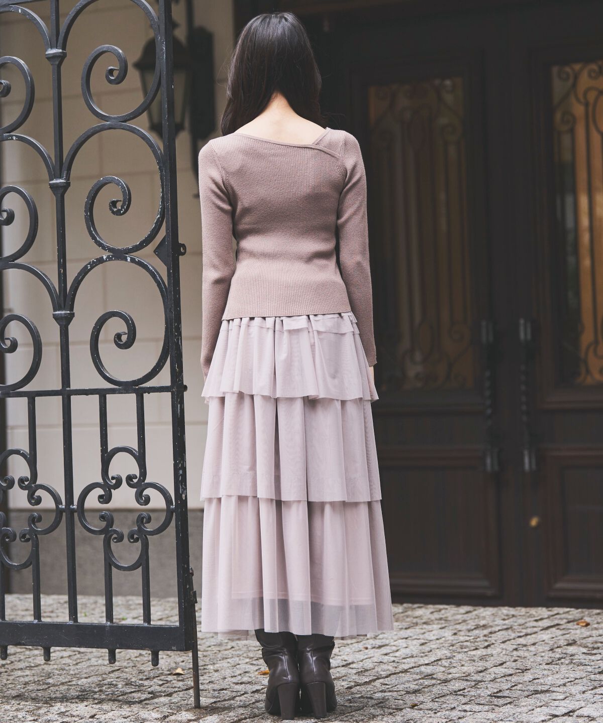 アンドクチュール「アシメＶネック長袖プルオーバー」|ニット・セーター|