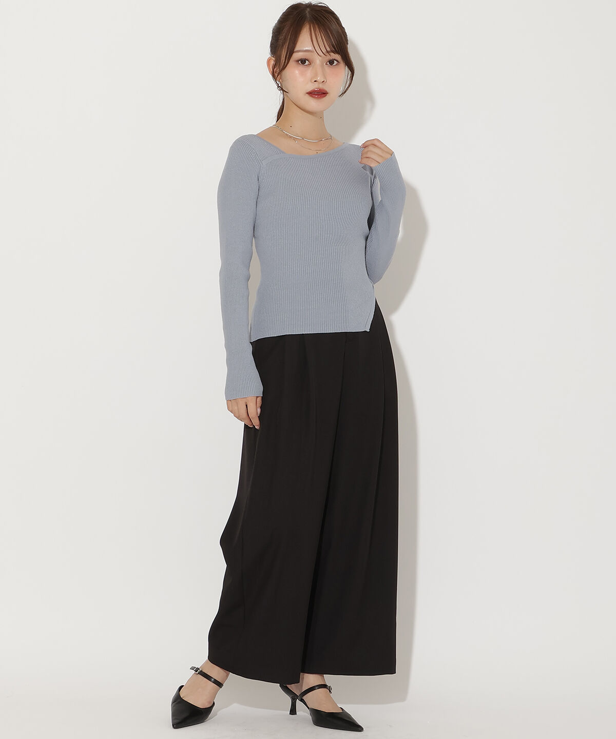 アンドクチュール「アシメＶネック長袖プルオーバー」|ニット・セーター|