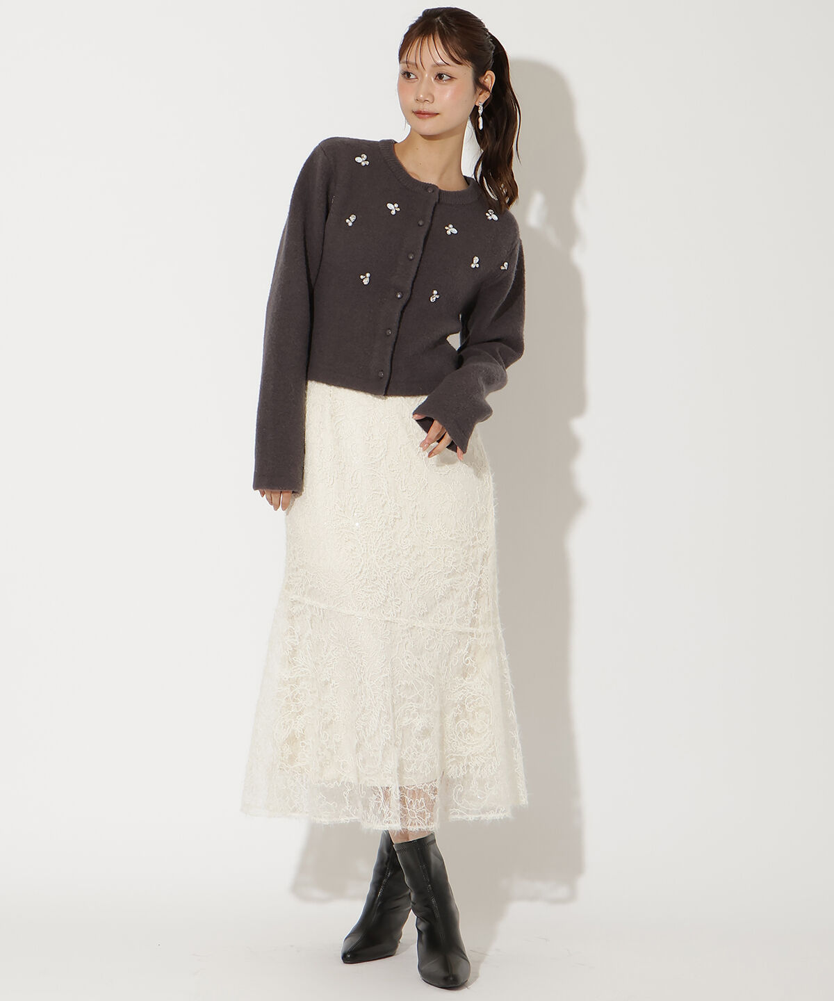 アンドクチュール「ビジュー付きニットカーディガン」|カーディガン|