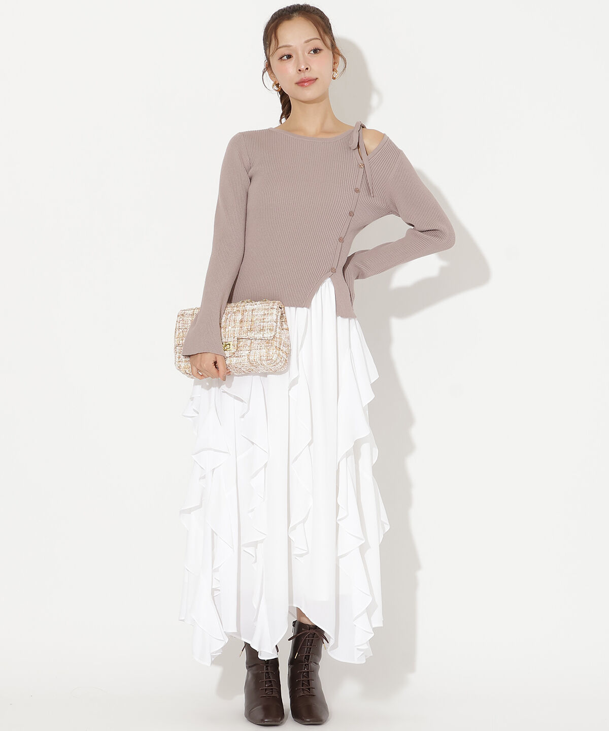 アンドクチュール「アシメリボンスリットプルオーバー」|ニット・セーター|