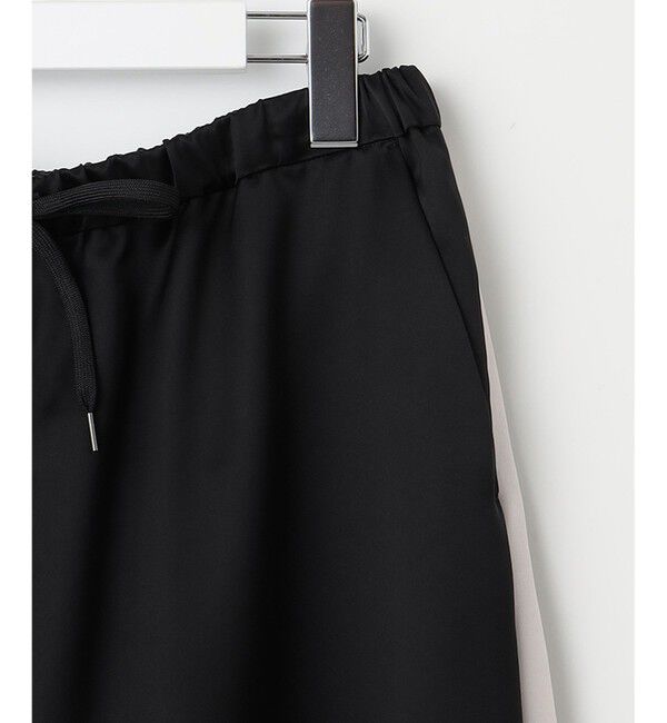 23区「【SLOW/一部店舗限定】ブライトサテン ライン パンツ」|その他|