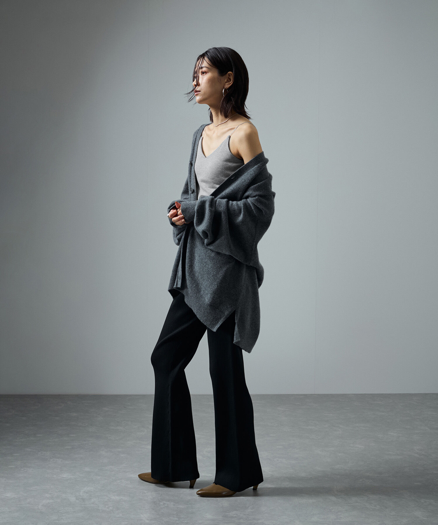 SALON adam et rope'「スパークルラメカップ付きVネックキャミ」|キャミソール|