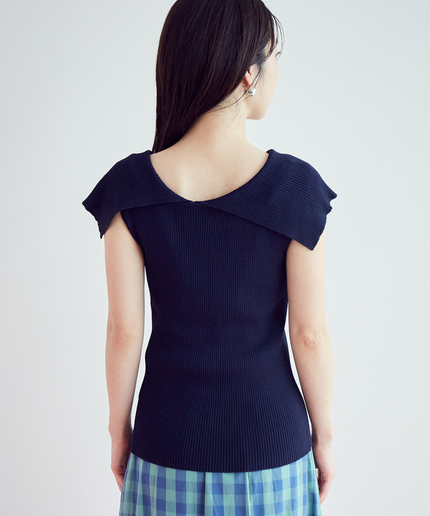 VIS「アシンメトリービッグカラーノースリーブニット【sustainable】」|Tシャツ・カットソー|