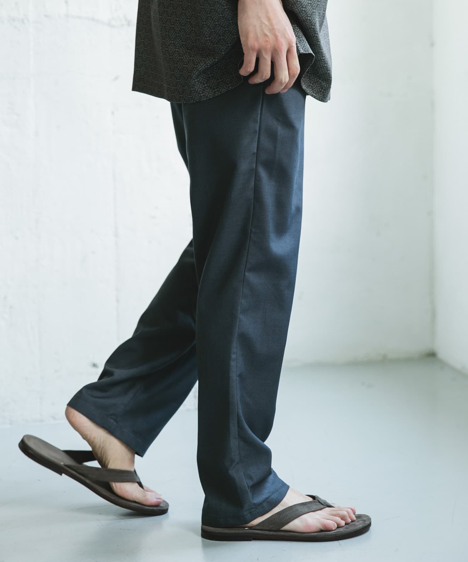 URBAN RESEARCH DOORS「『速乾/接触冷感/イージーケア』ウールライクイージートラウザー」|その他|