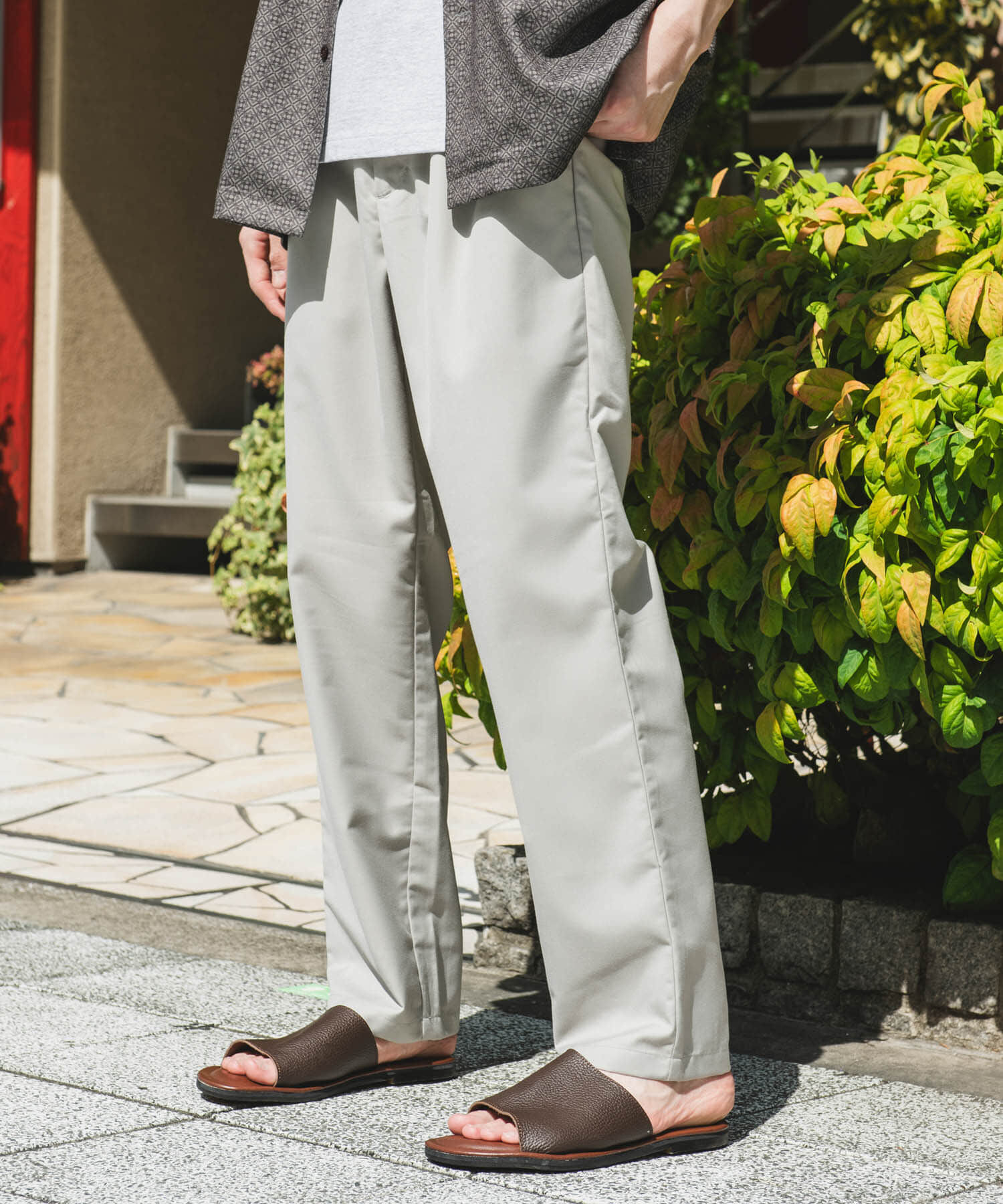 URBAN RESEARCH DOORS「『速乾/接触冷感/イージーケア』ウールライクイージートラウザー」|その他|