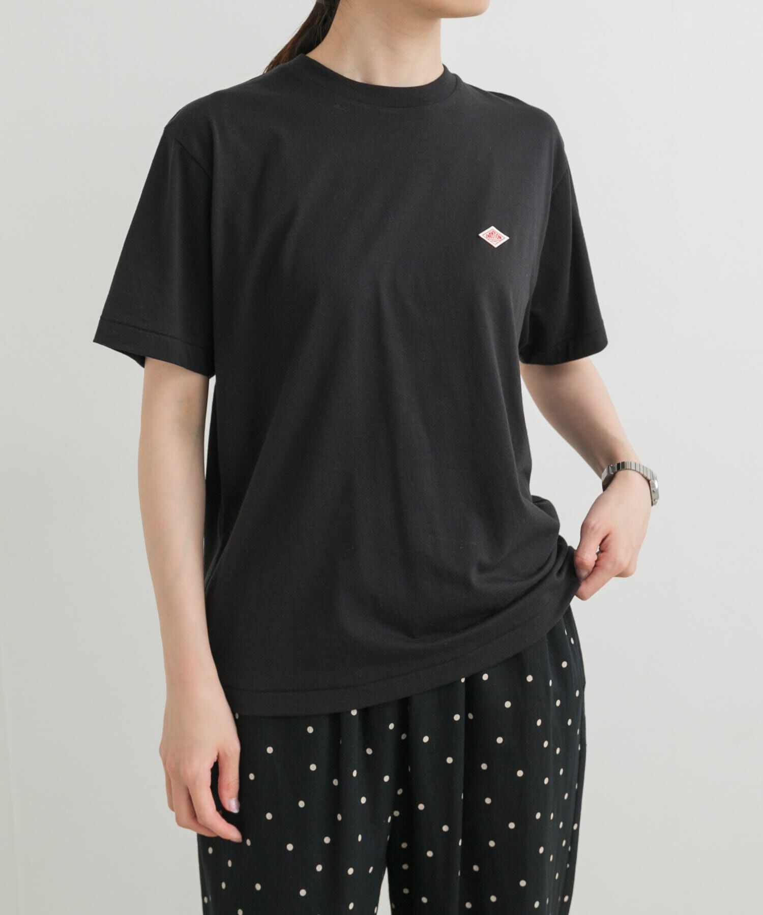 URBAN RESEARCH DOORS「DANTON　INNER T-SHIRTS」|Tシャツ・カットソー|ブラック