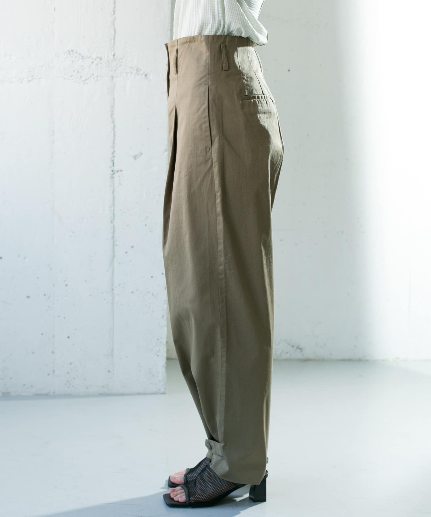  「ヘムボタンデザインパンツ」|その他|