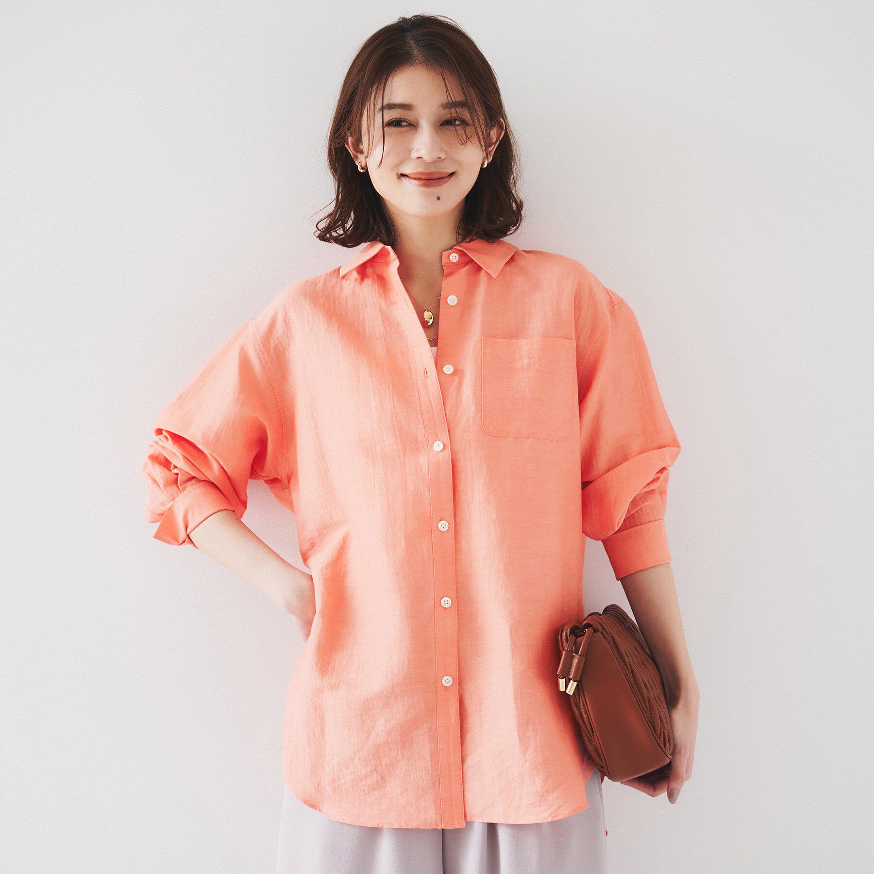 UNTITLED「【セットアップ可能/手洗い可】リネン混 ベーシックシャツ」|シャツ・ブラウス|オレンジ(066)