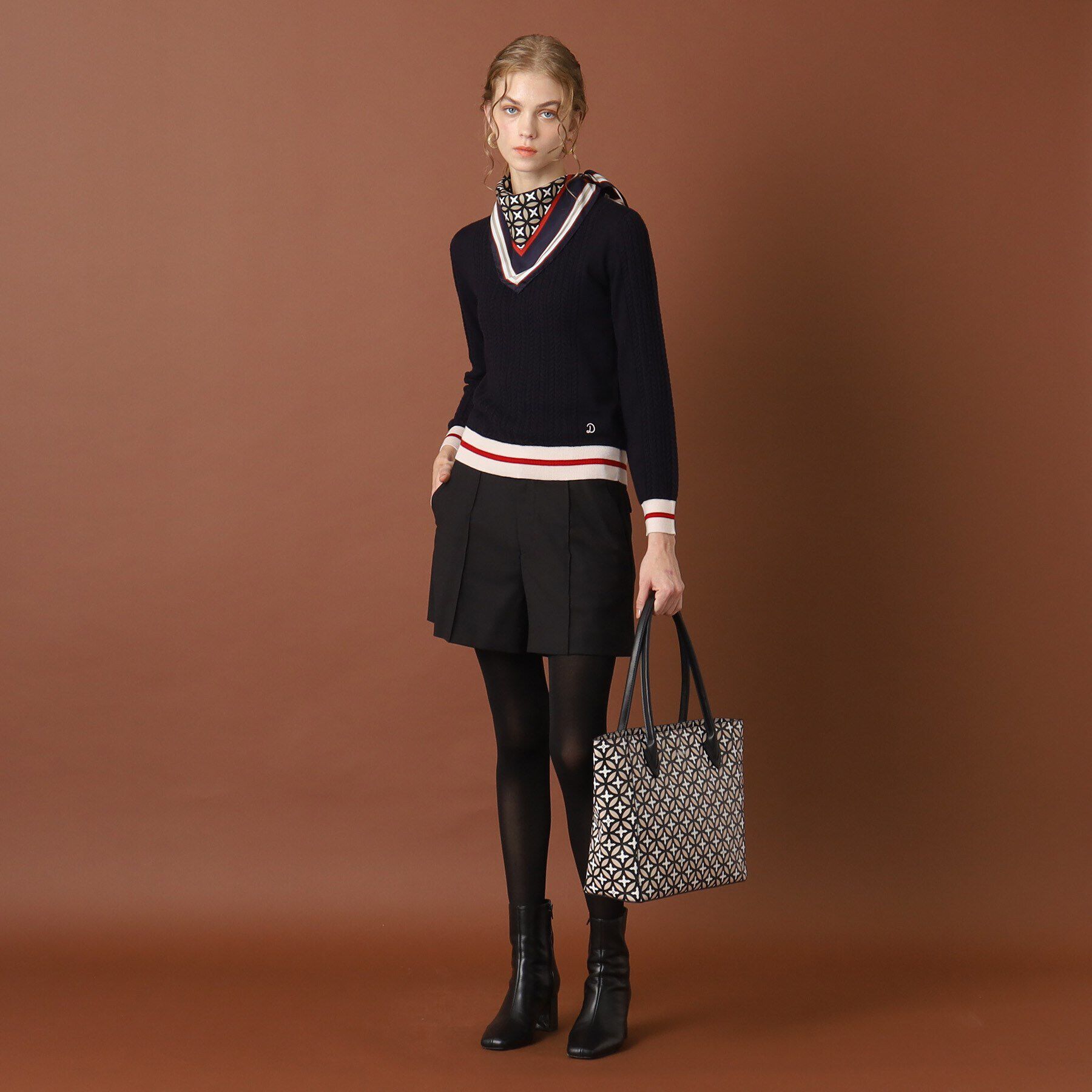 DRESSTERIOR「オーバーラップサークルシルクスカーフ」|バンダナ・スカーフ|