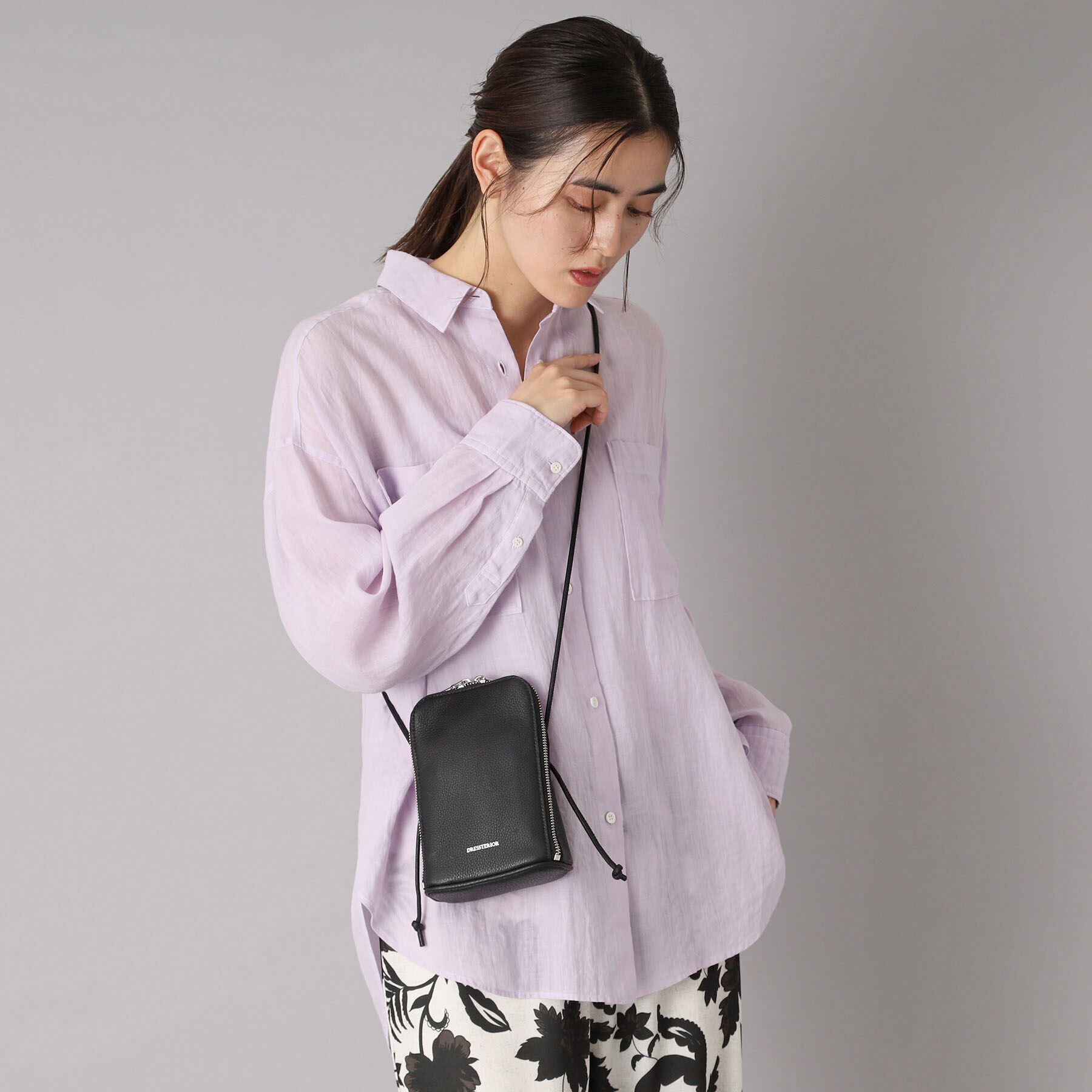 DRESSTERIOR「シュリンクレザーマルチポーチ」|ショルダー・メッセンジャー|ブラック(019)