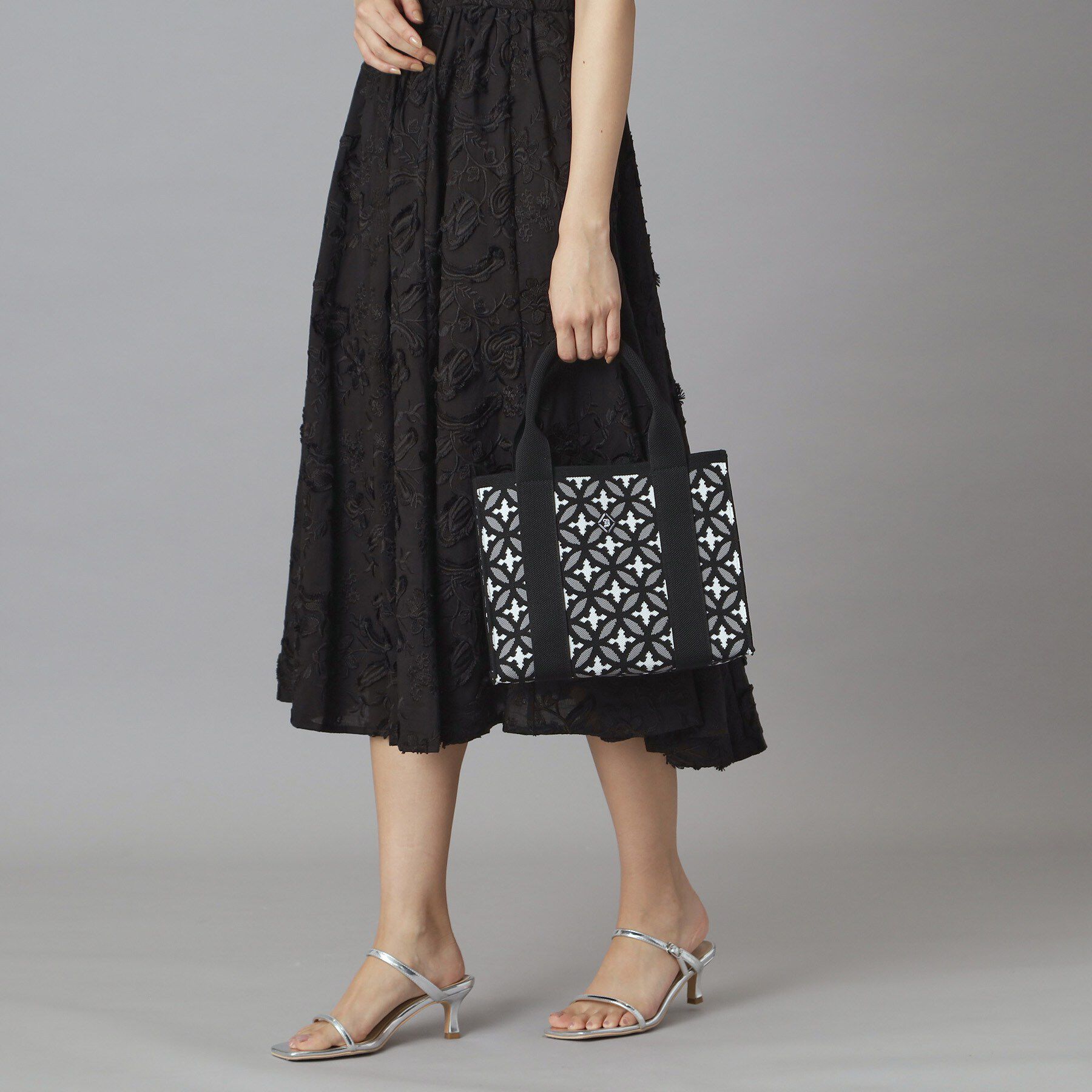 DRESSTERIOR「オーバーラップスモールニットトート」|トートバッグ|