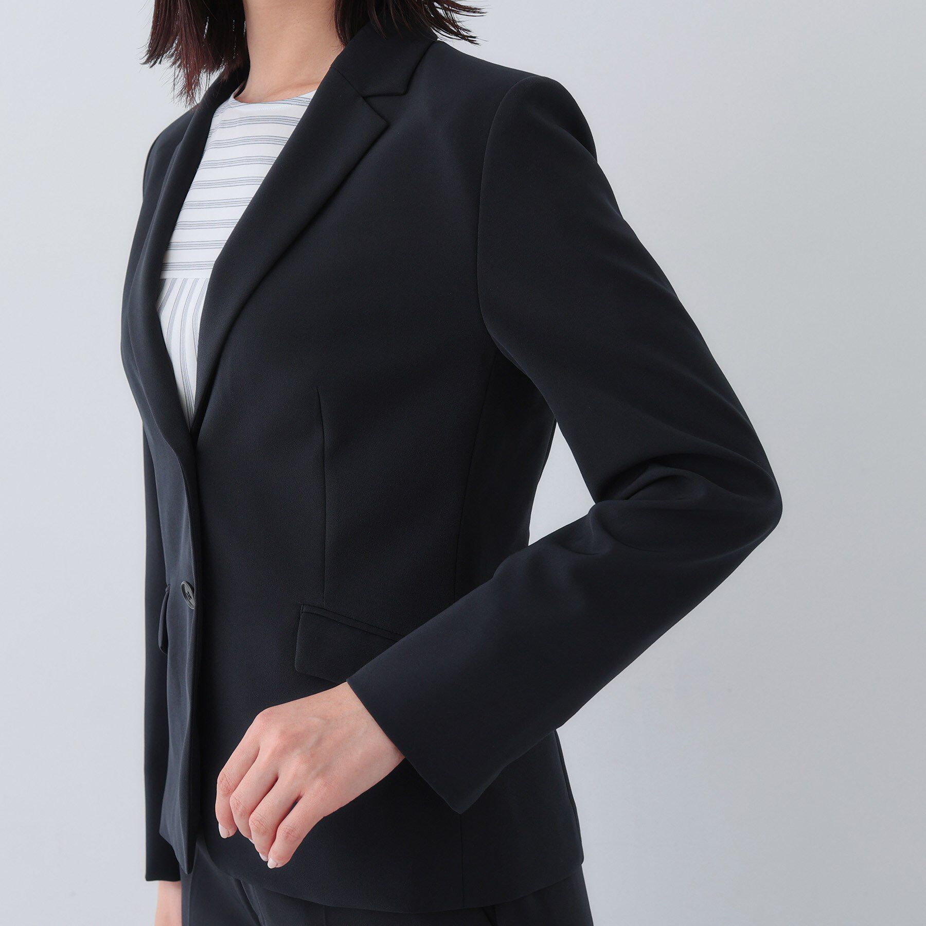 INDIVI「【洗える／リクルートスーツ】2つボタンテーラードカラージャケット」|スーツ|