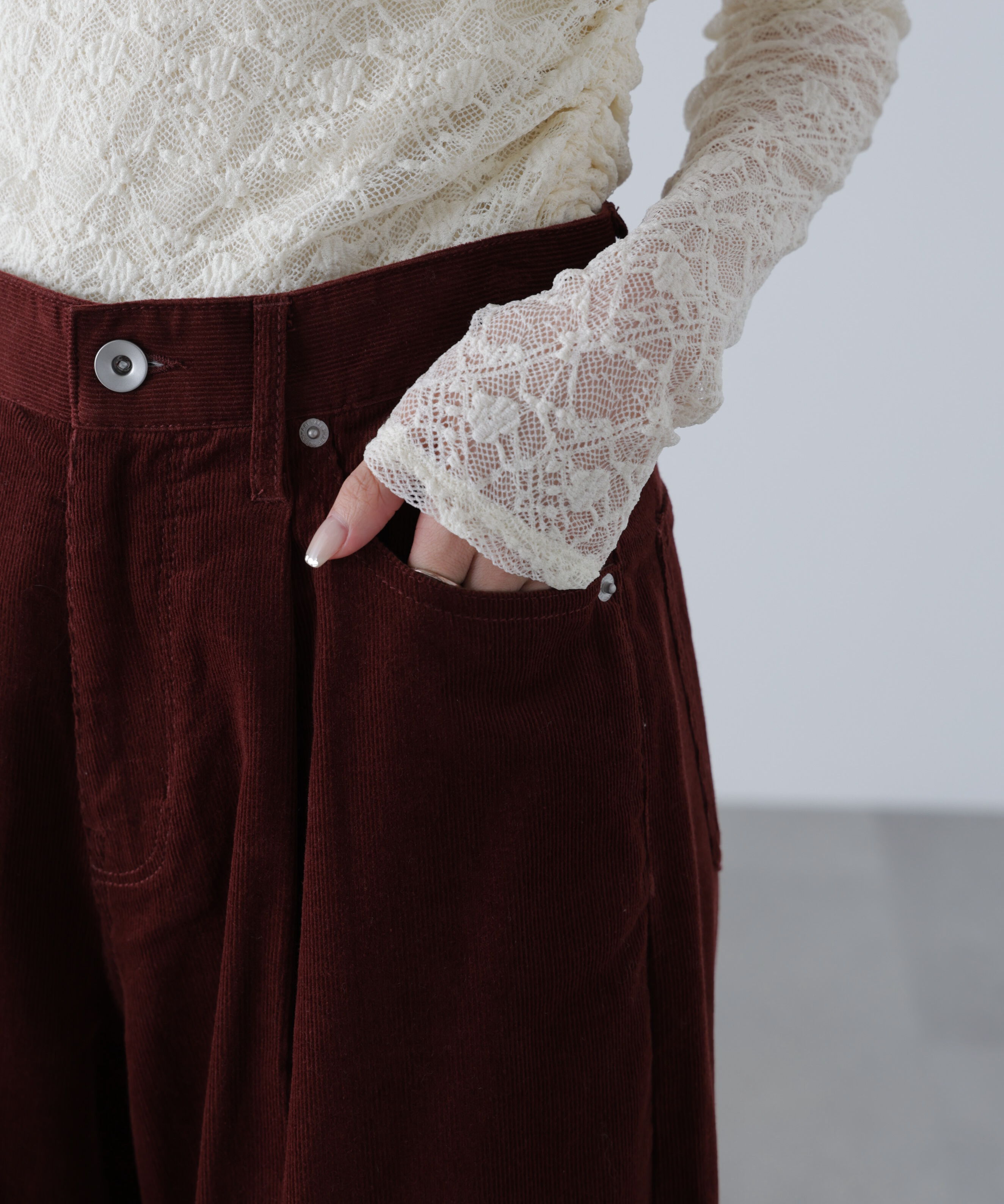  「コーデュロイタックコクーンパンツ」|その他|