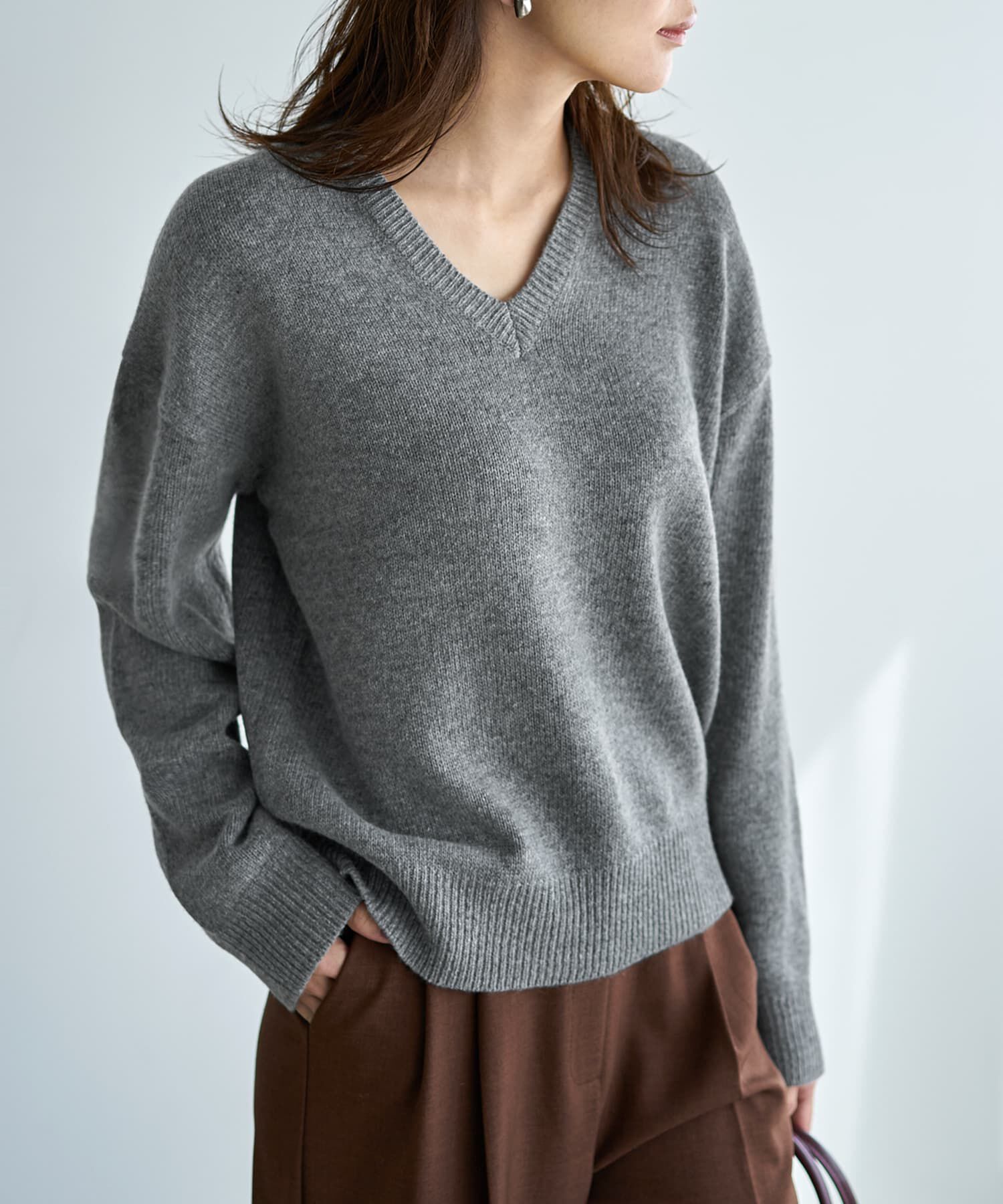 STYLE DELI「着やすいVネックニットトップス」|ニット・セーター|グレーミックス