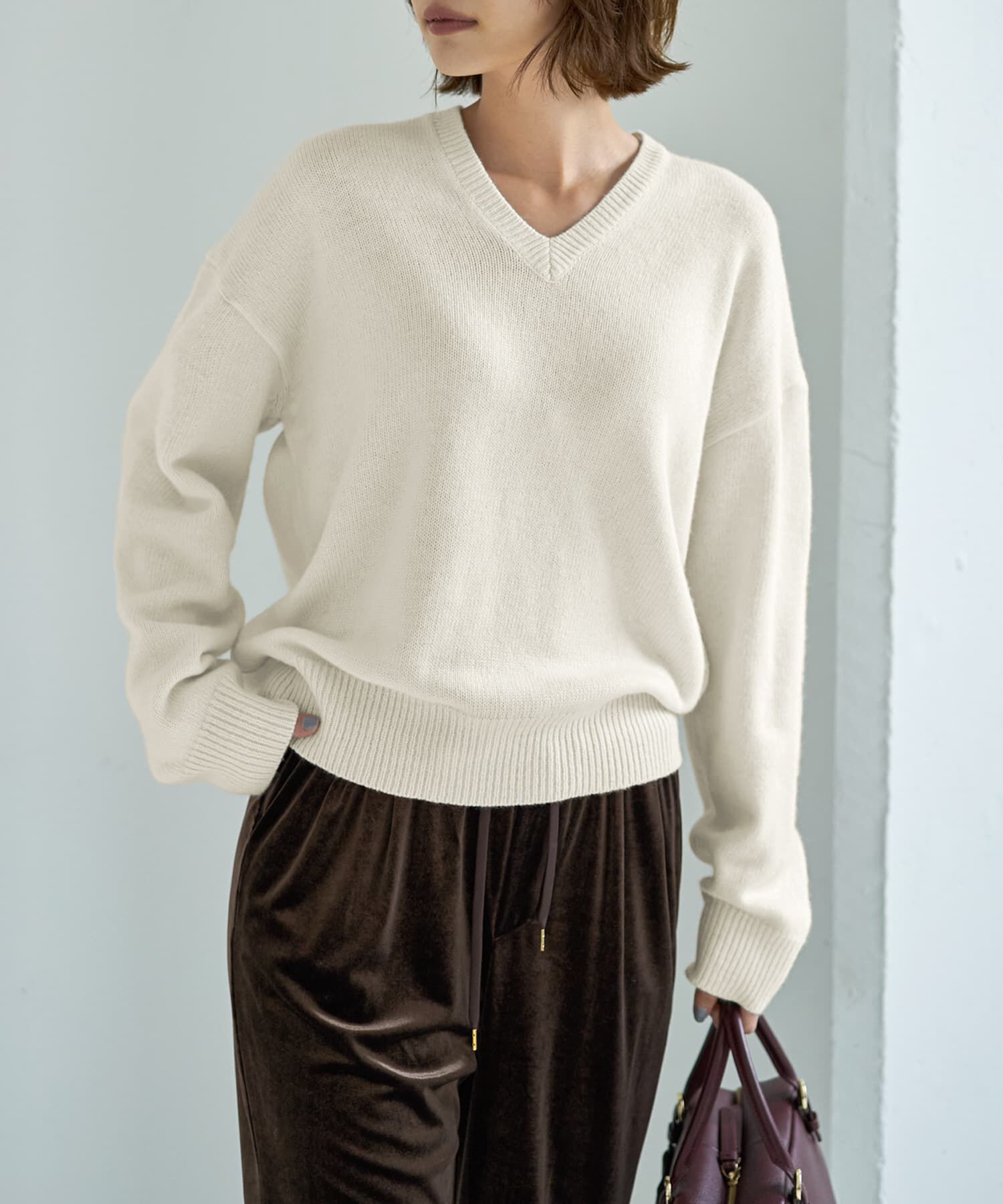 STYLE DELI「着やすいVネックニットトップス」|ニット・セーター|オフホワイト