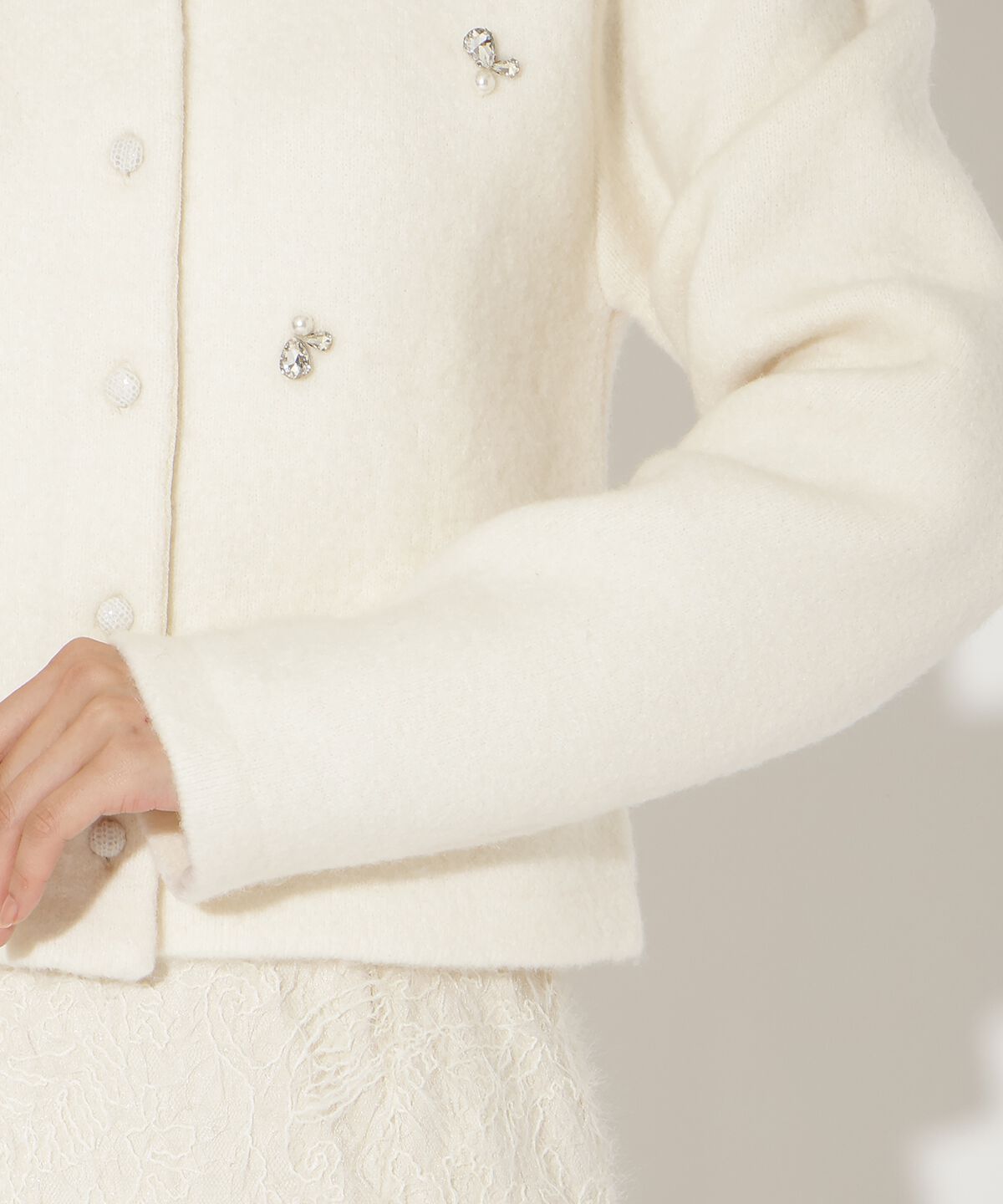 アンドクチュール「ビジュー付きニットカーディガン」|カーディガン|