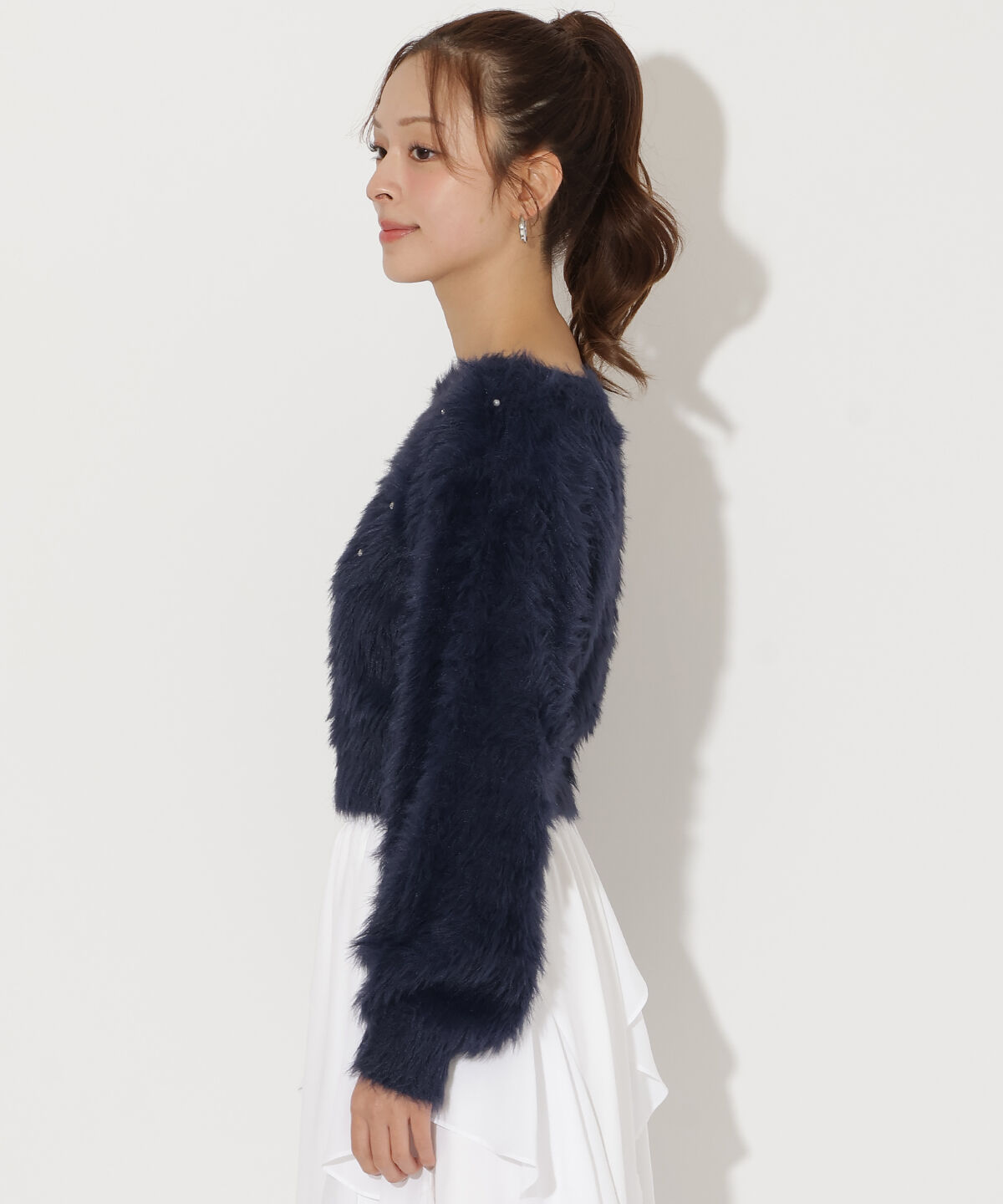 アンドクチュール「ビジューフェザーニットプルオーバー」|ニット・セーター|