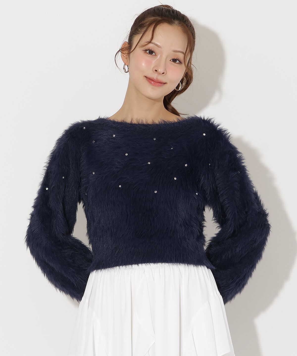 アンドクチュール「ビジューフェザーニットプルオーバー」|ニット・セーター|