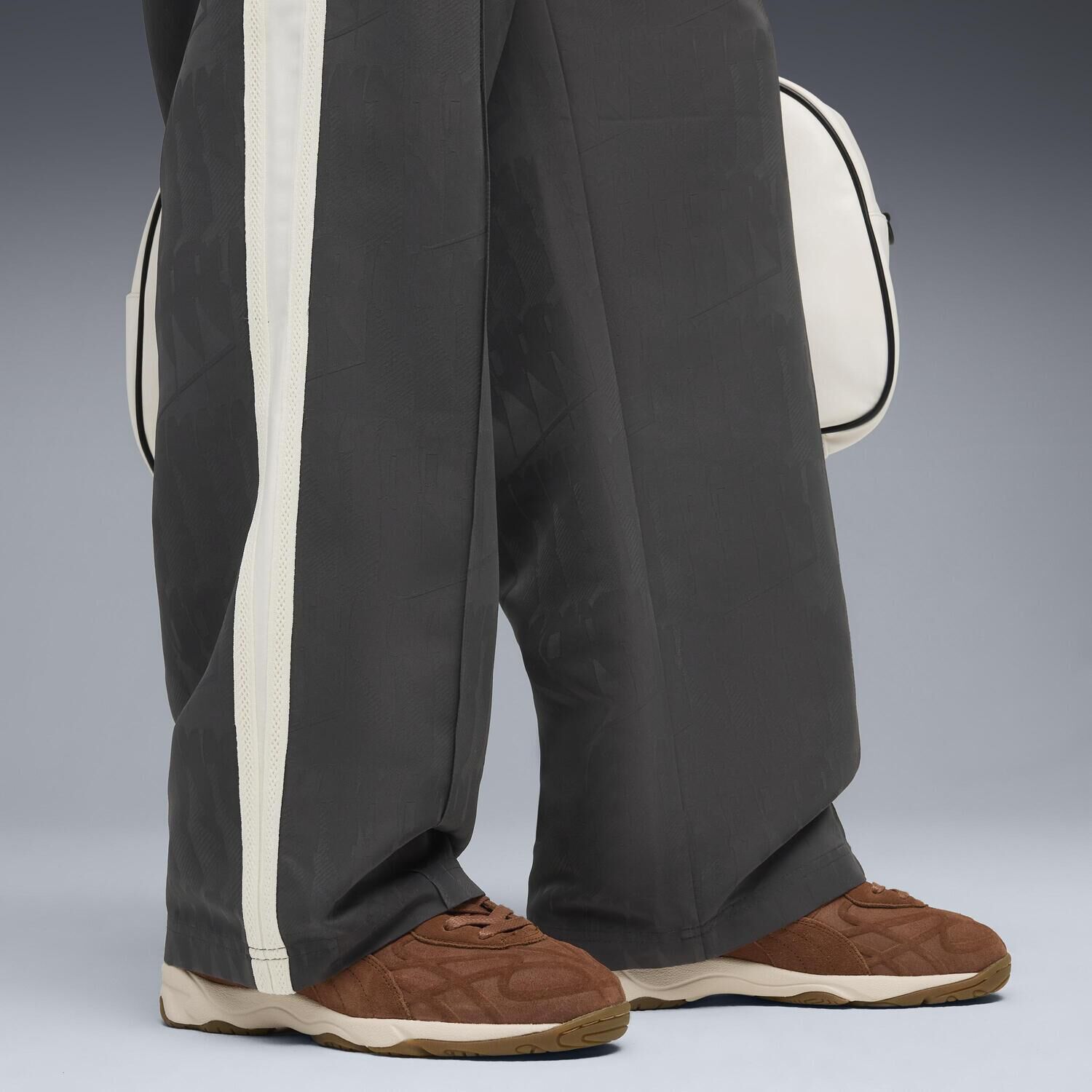 PUMA「【PUMA ｳｪｱ】M THE NEVERWORN VI T7 TRACK PT」|チノ|