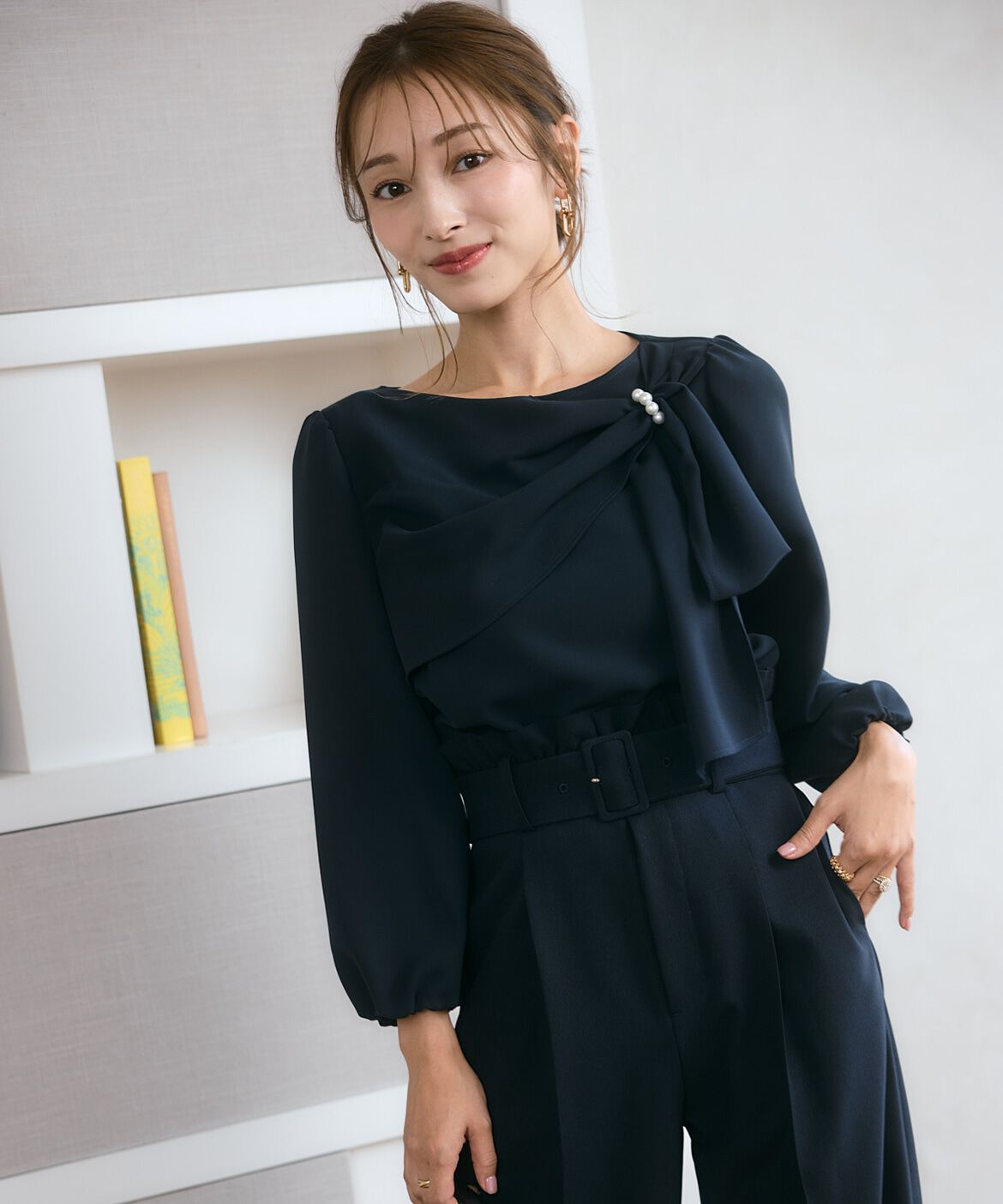 Maglie le cassetto「《M Maglie le cassetto&times;吉田理紗》華やかドレープブラウス」|シャツ・ブラウス|