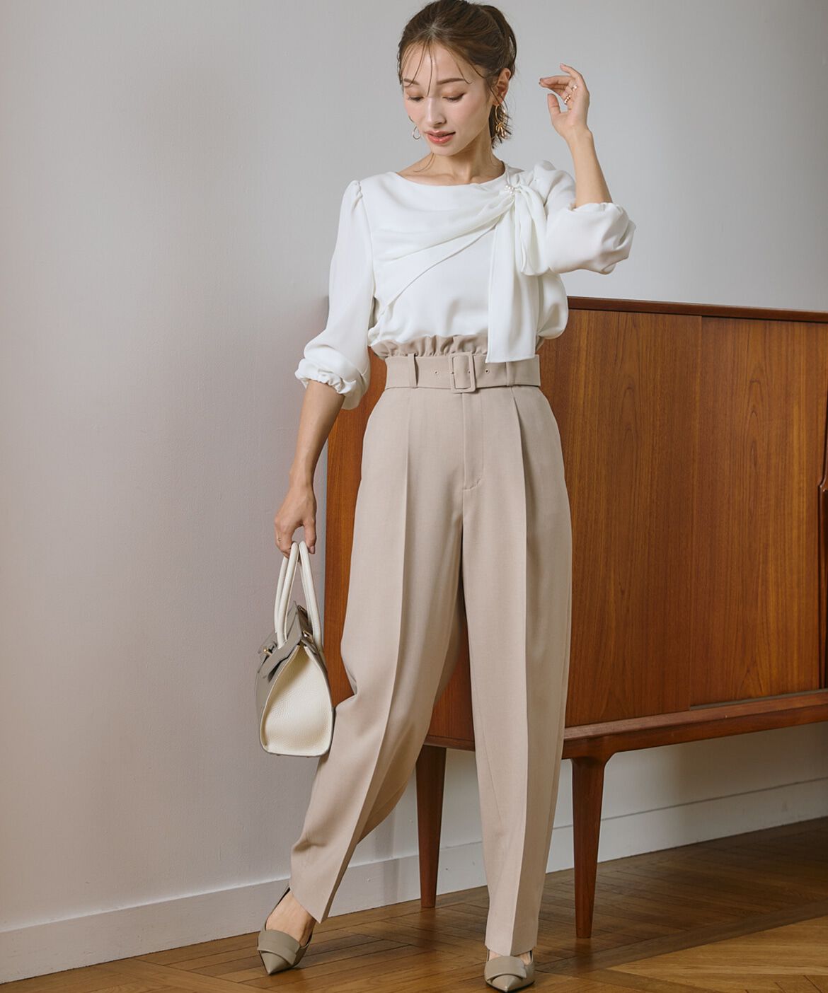 Maglie le cassetto「《M Maglie le cassetto&times;吉田理紗》華やかドレープブラウス」|シャツ・ブラウス|