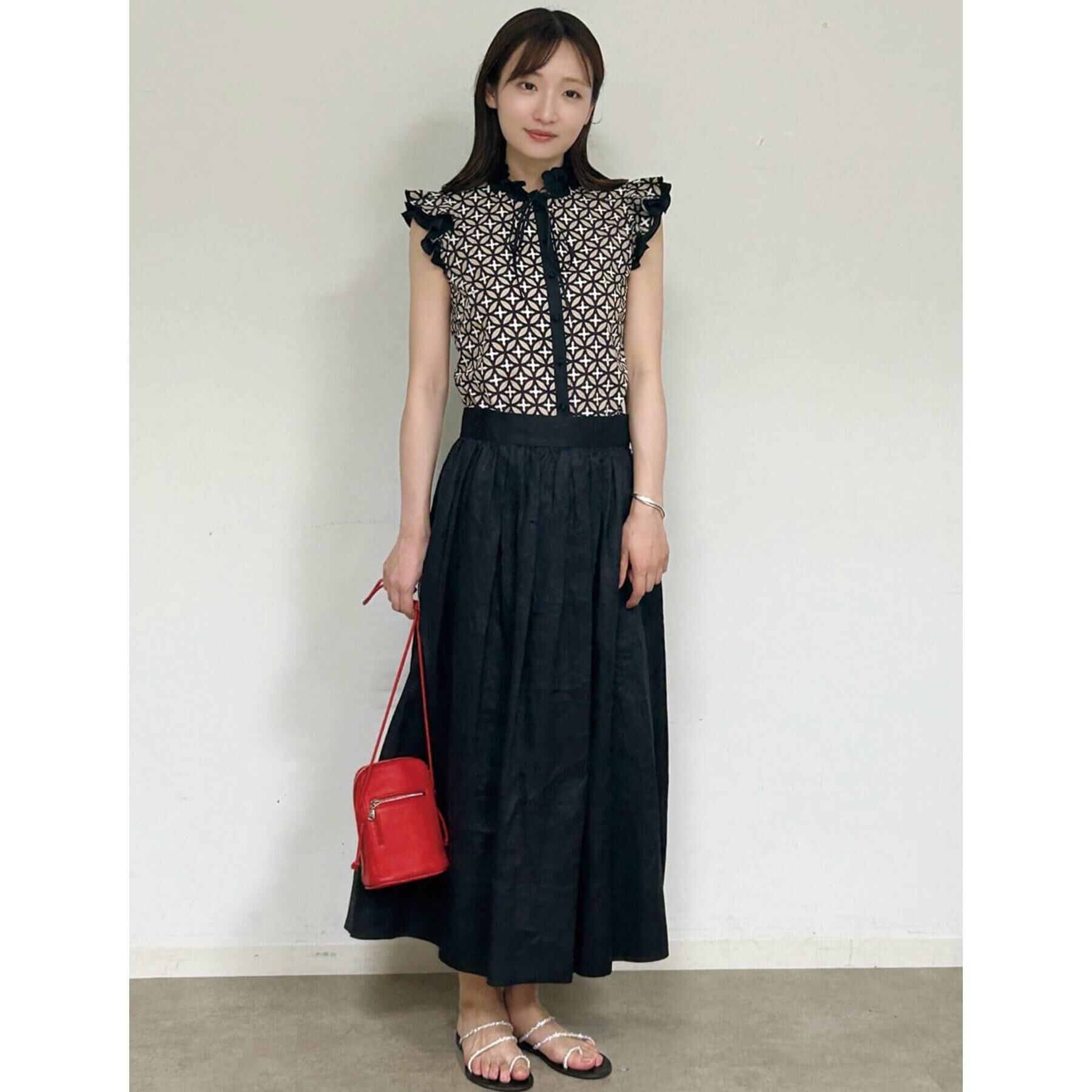 DRESSTERIOR「【大人百花春号掲載 モデル美香さん着用】オーバーラップウィングスリーブブラウス」|シャツ・ブラウス|