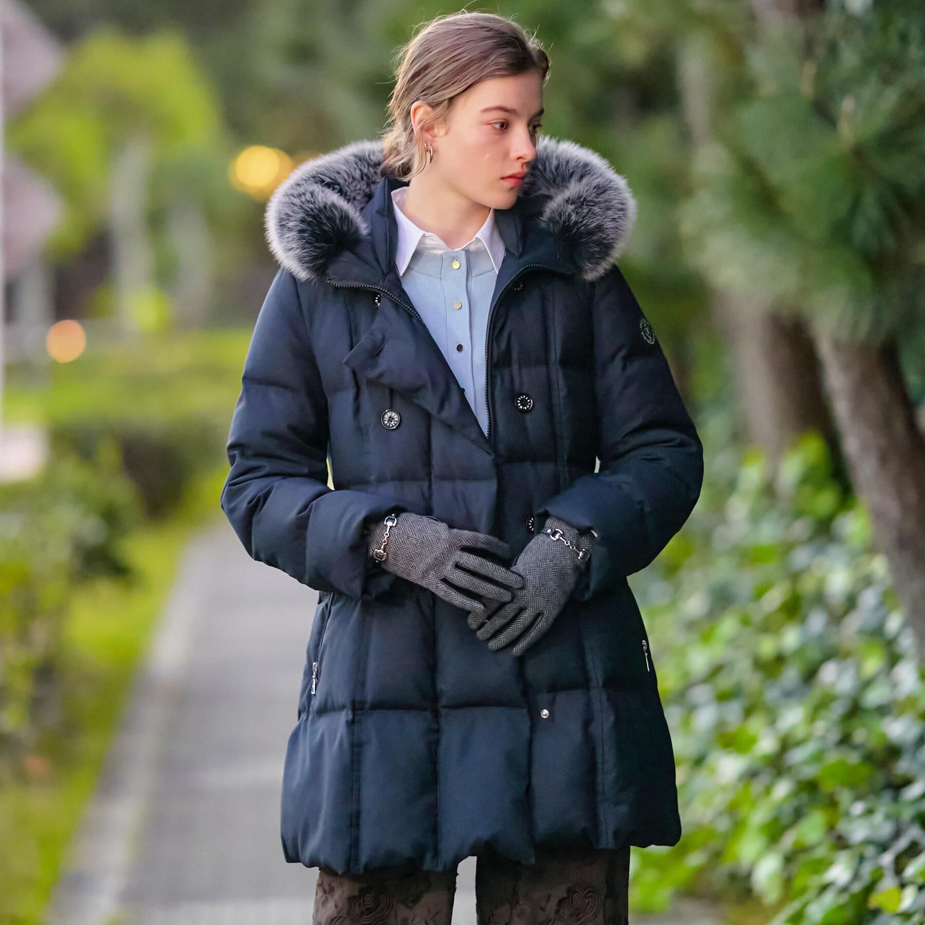 DRESSTERIOR「【CLASSY.12月号掲載】ブルーFOXファーナポレオンホワイトグースダウン」|ダウン|