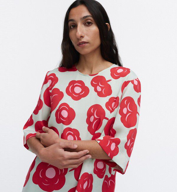 Marimekko「【一部店舗・オンラインストア限定】Toinen Tumma ブラウス」|シャツ・ブラウス|